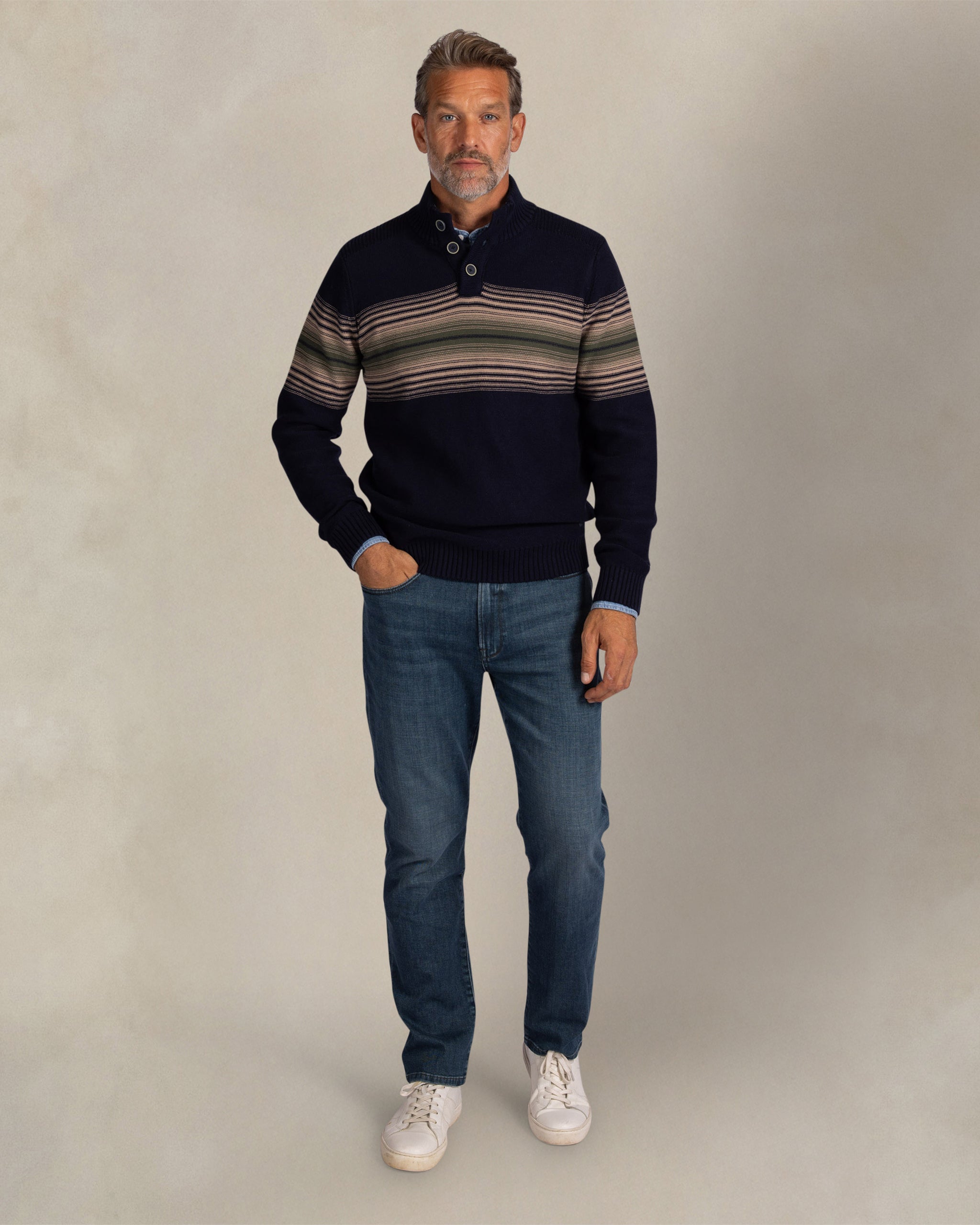 Dark blue 100% cotton pullover Dark blue 100% cotton pullover
