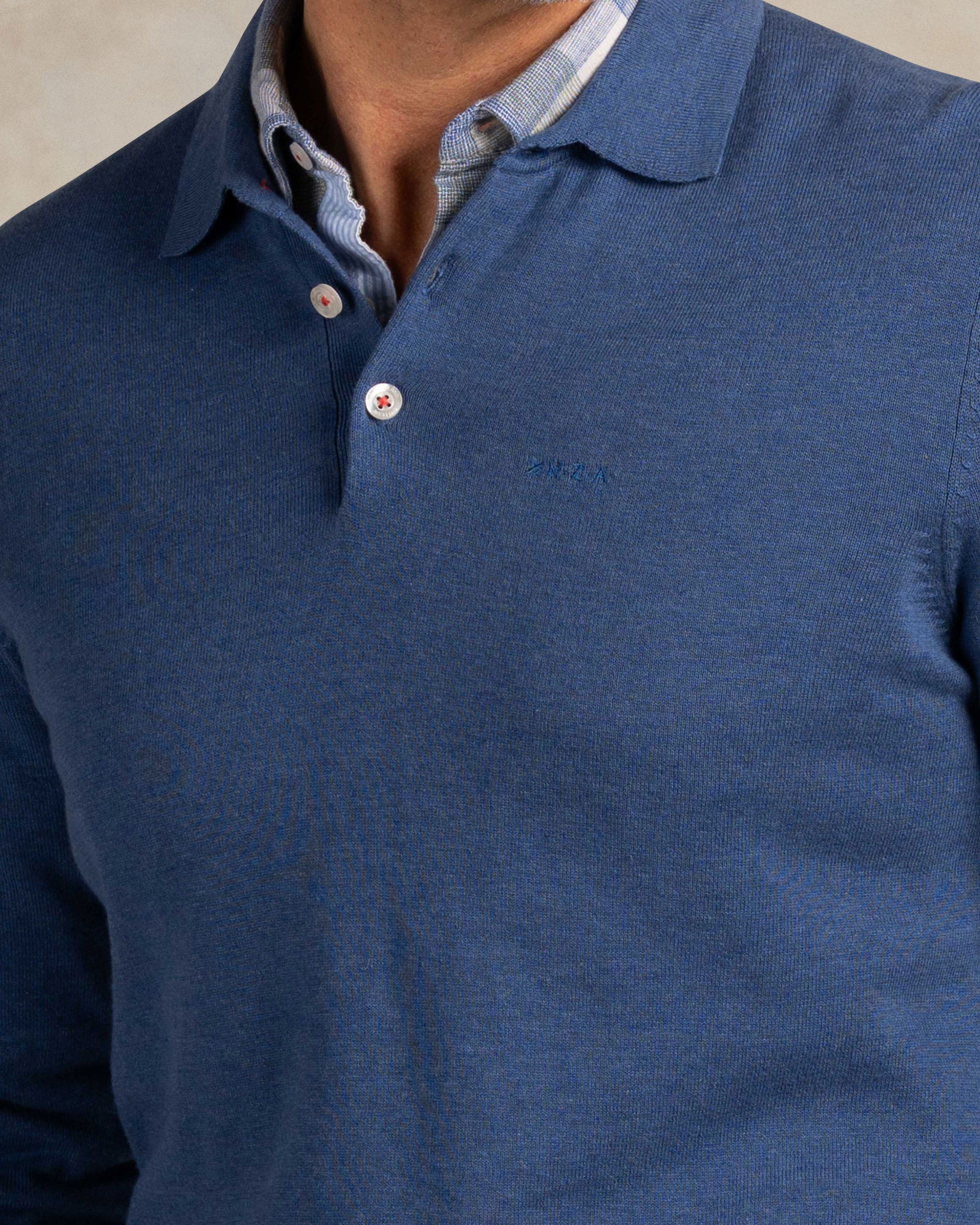 Blauwe katoenen polo shirt lang Blauwe katoenen polo shirt lang