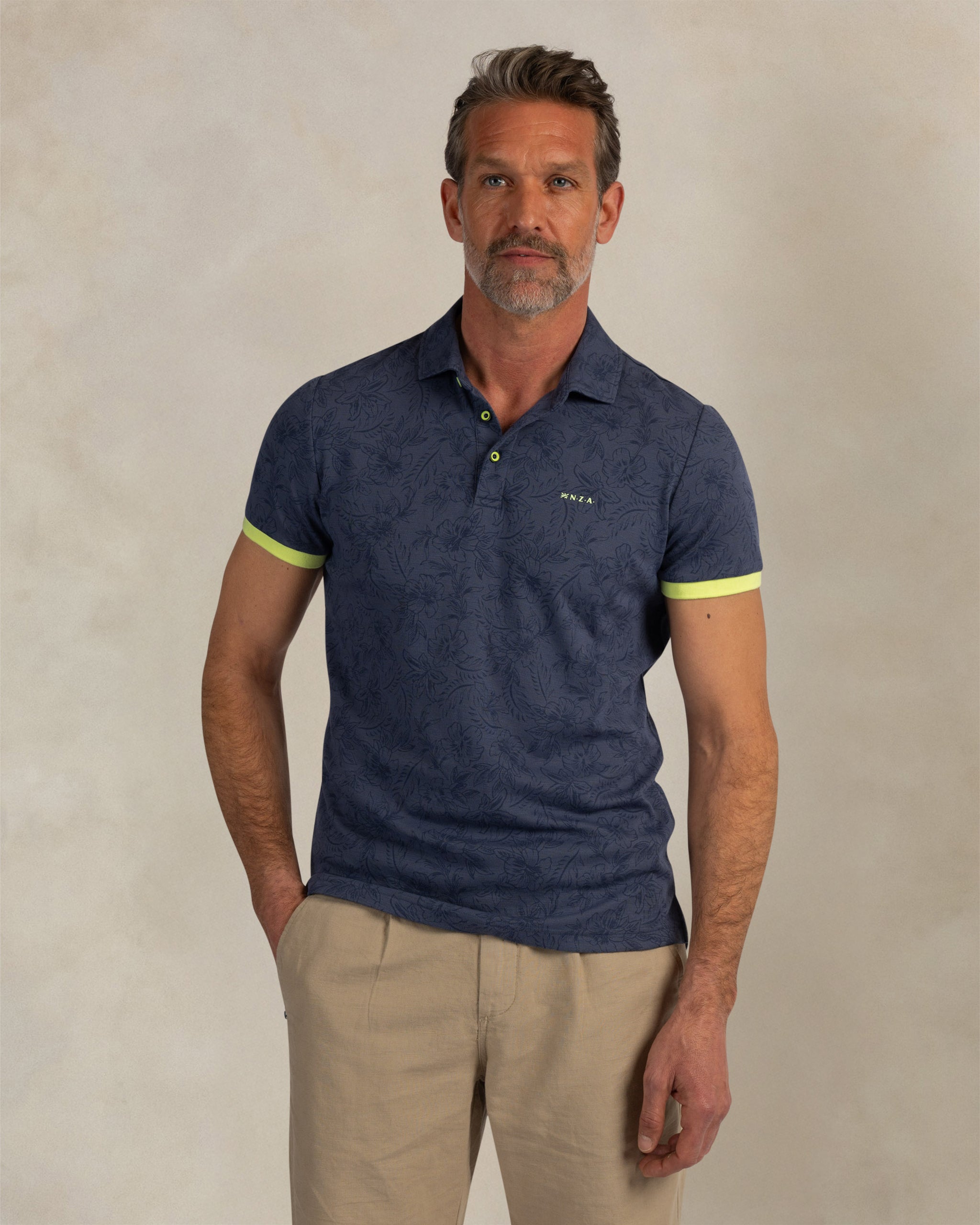 Polo à motif bleu foncé Polo à motif bleu foncé