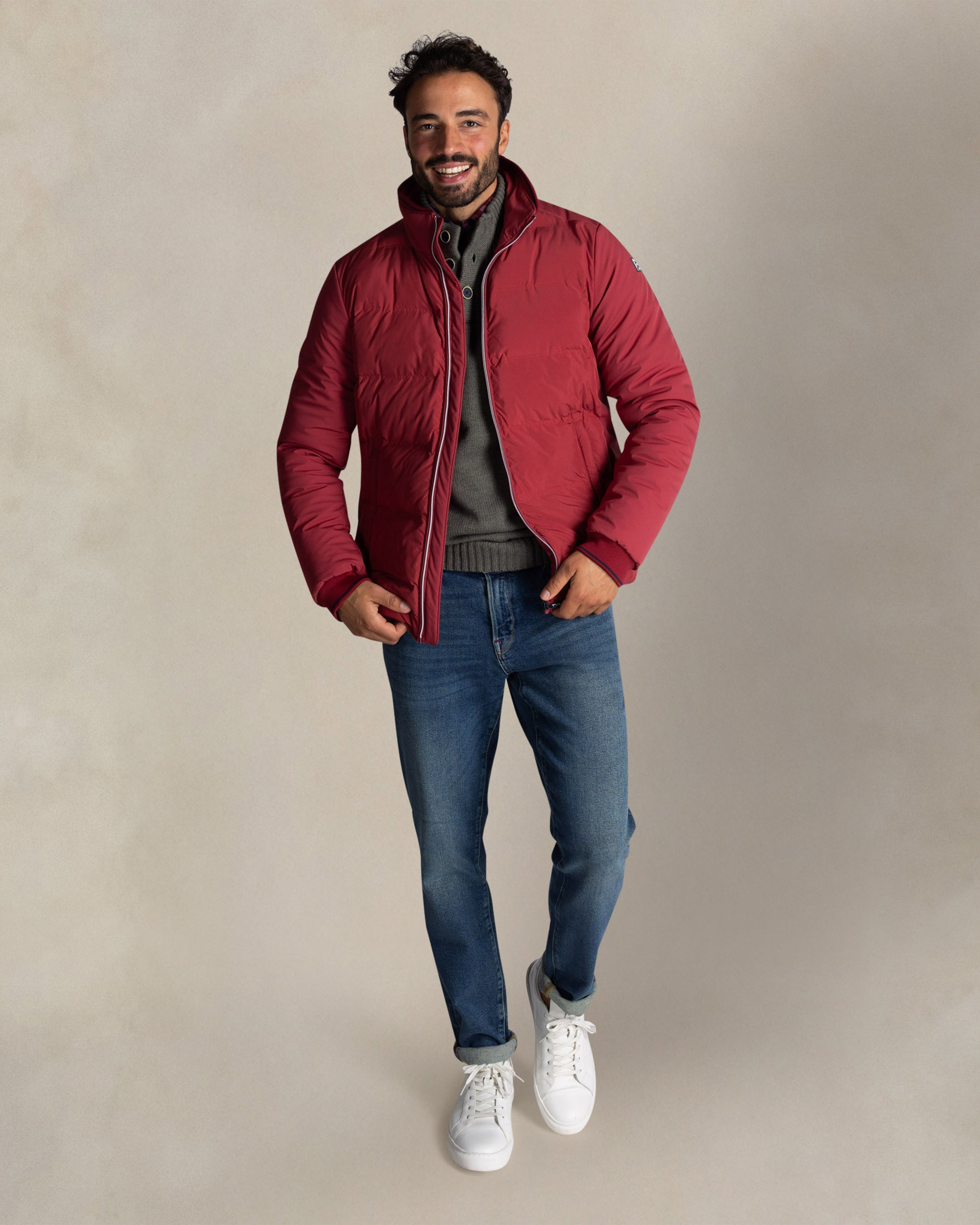 Rode gewatteerde jas Rode gewatteerde jas