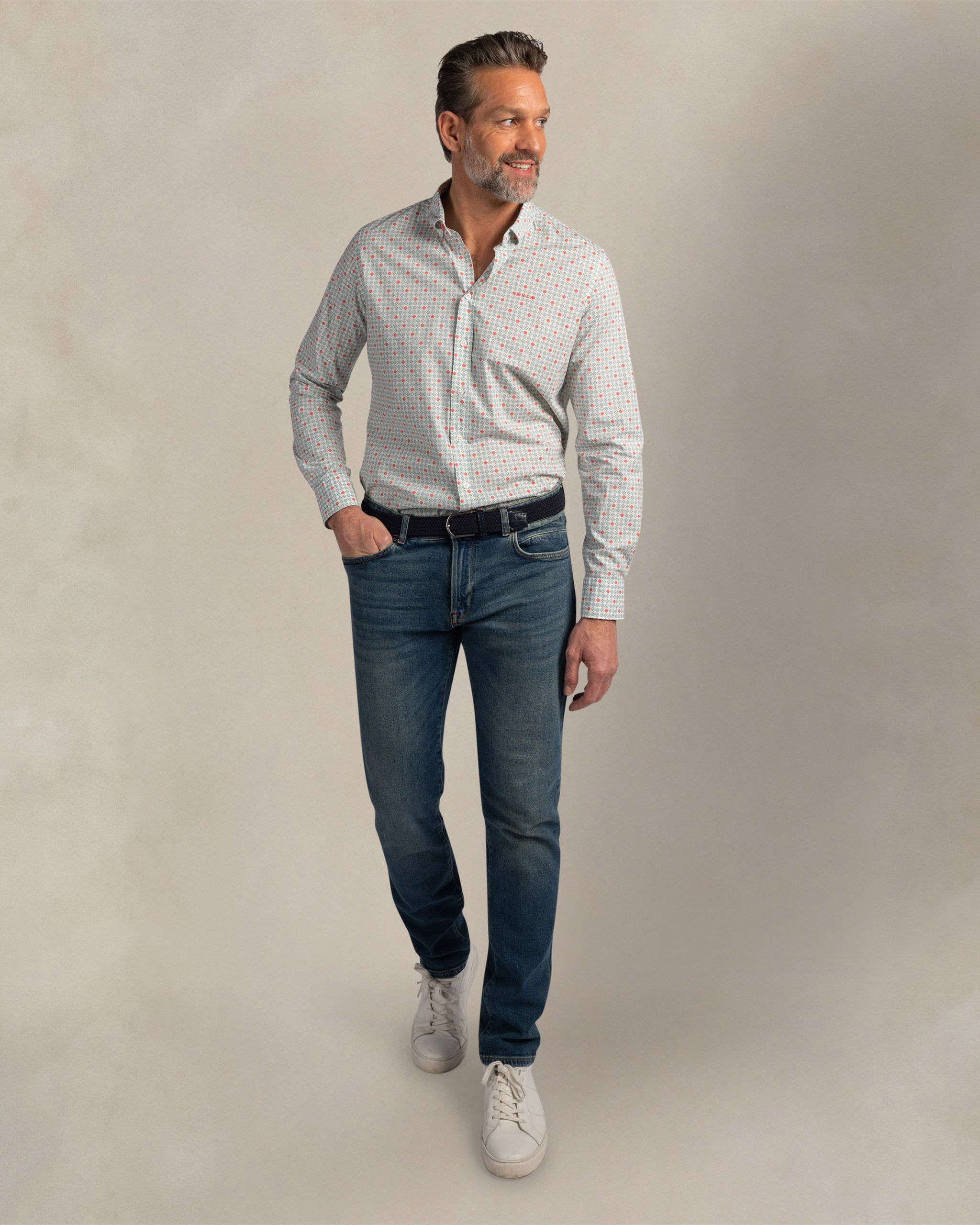 Ecru overhemd met print Ecru overhemd met print