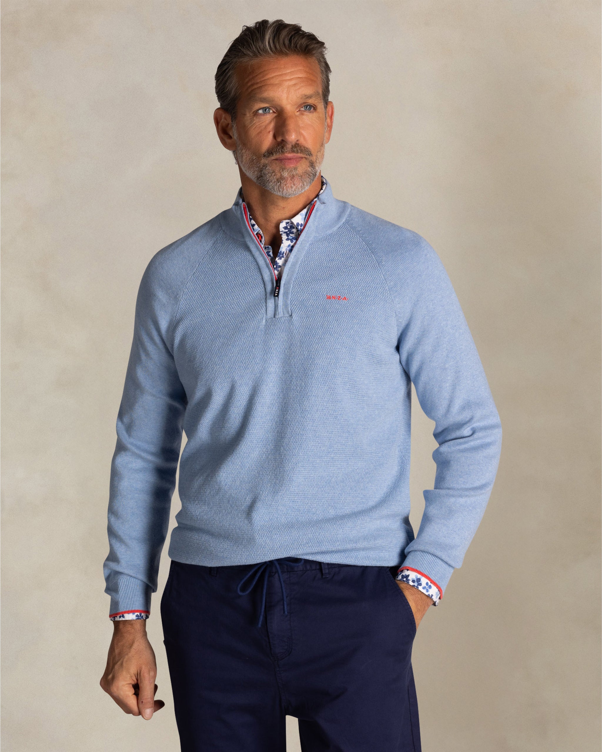 Bleu pull en coton à demi-zip Bleu pull en coton à demi-zip