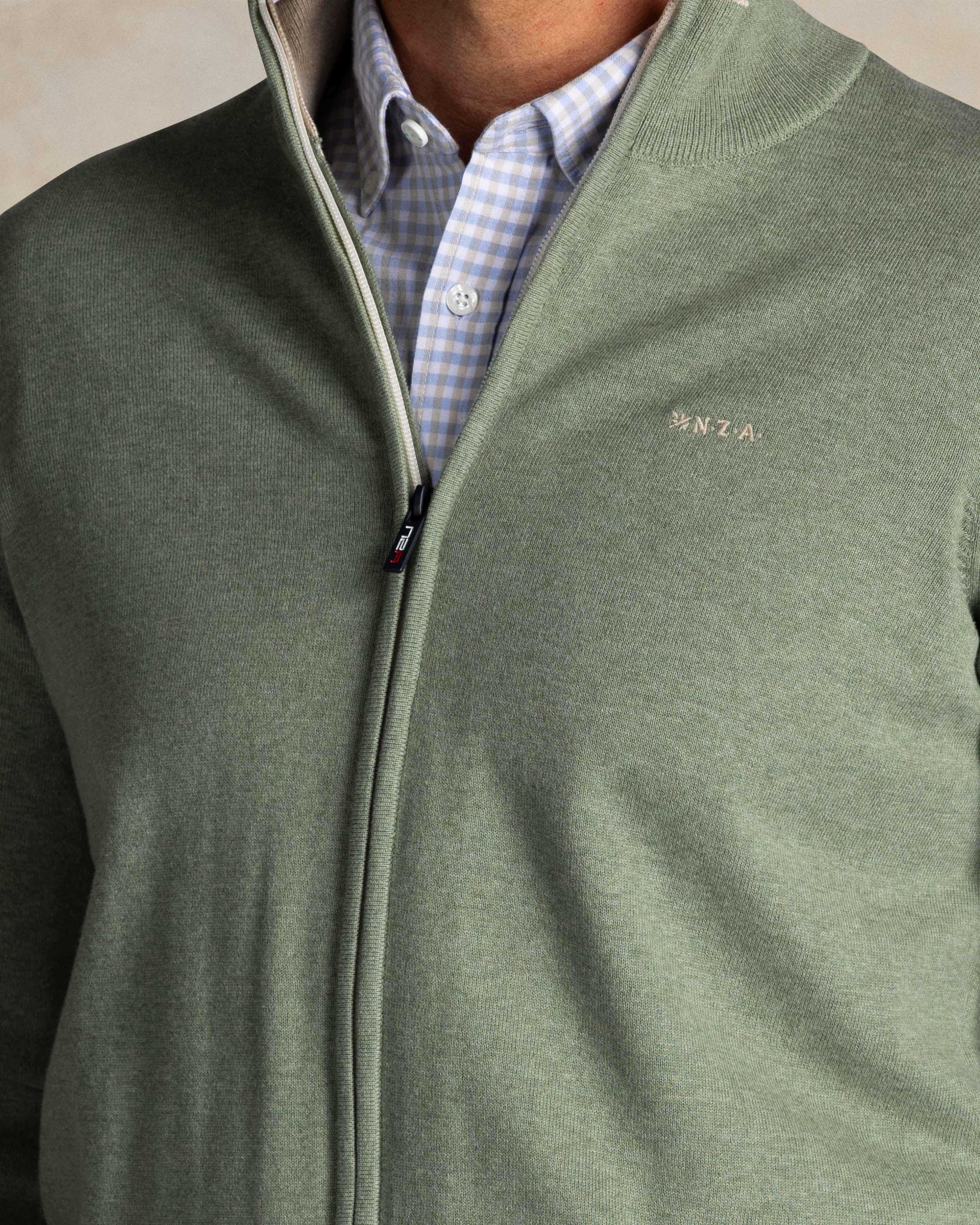 Hellgrüner Baumwoll-Cardigan Hellgrüner Baumwoll-Cardigan