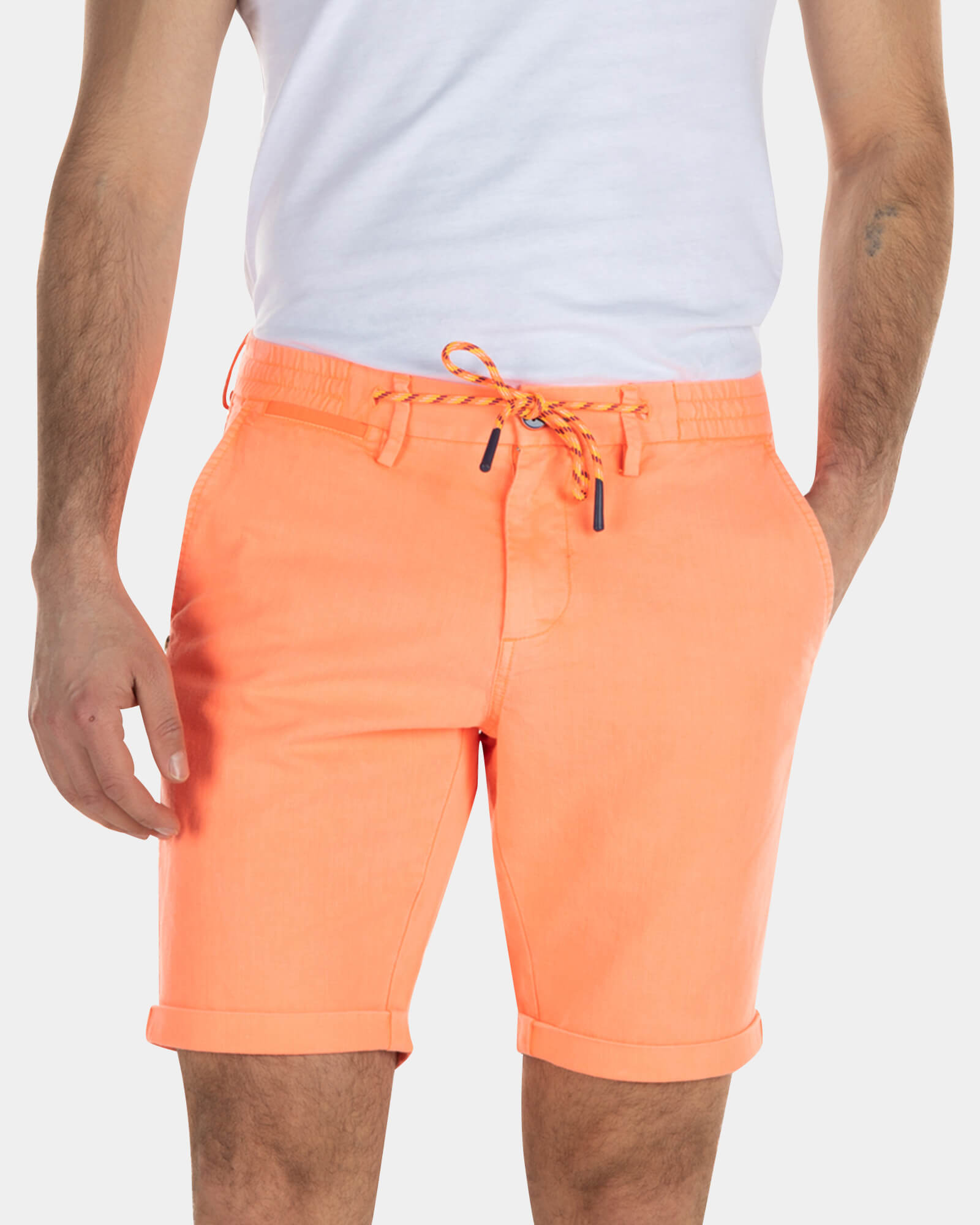 Korte chino van linnen met stretch - High Summer Orange Korte chino van linnen met stretch - High Summer Orange