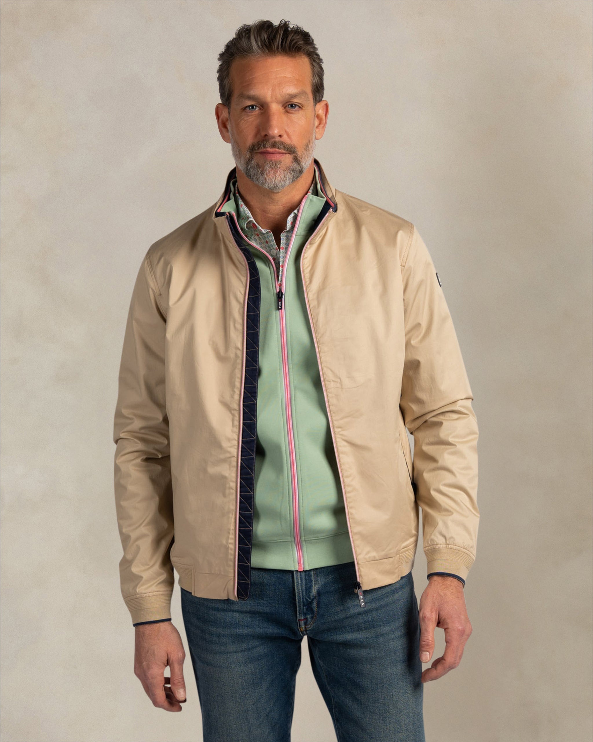 Ecru katoenen jas Ecru katoenen jas