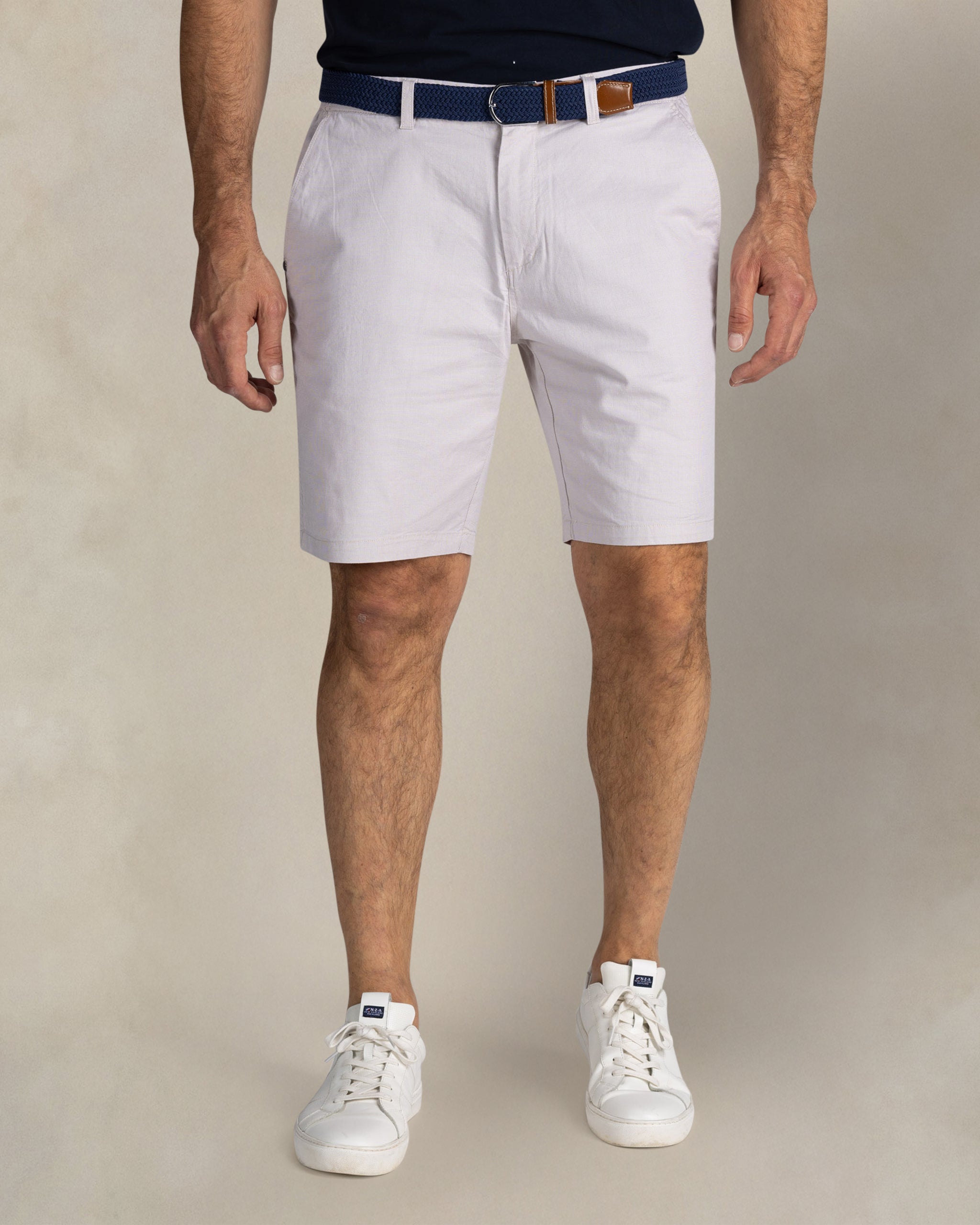 Short en coton stretch écru Short en coton stretch écru