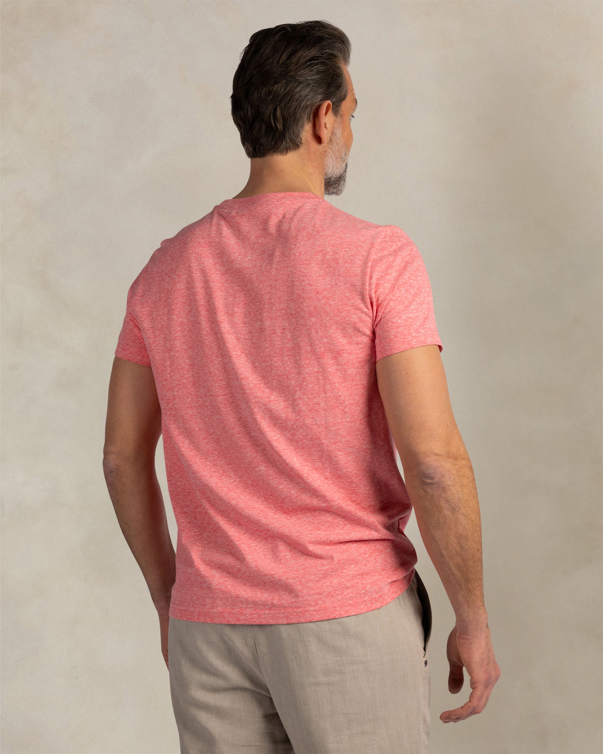 Roze t-shirt met logo Roze t-shirt met logo