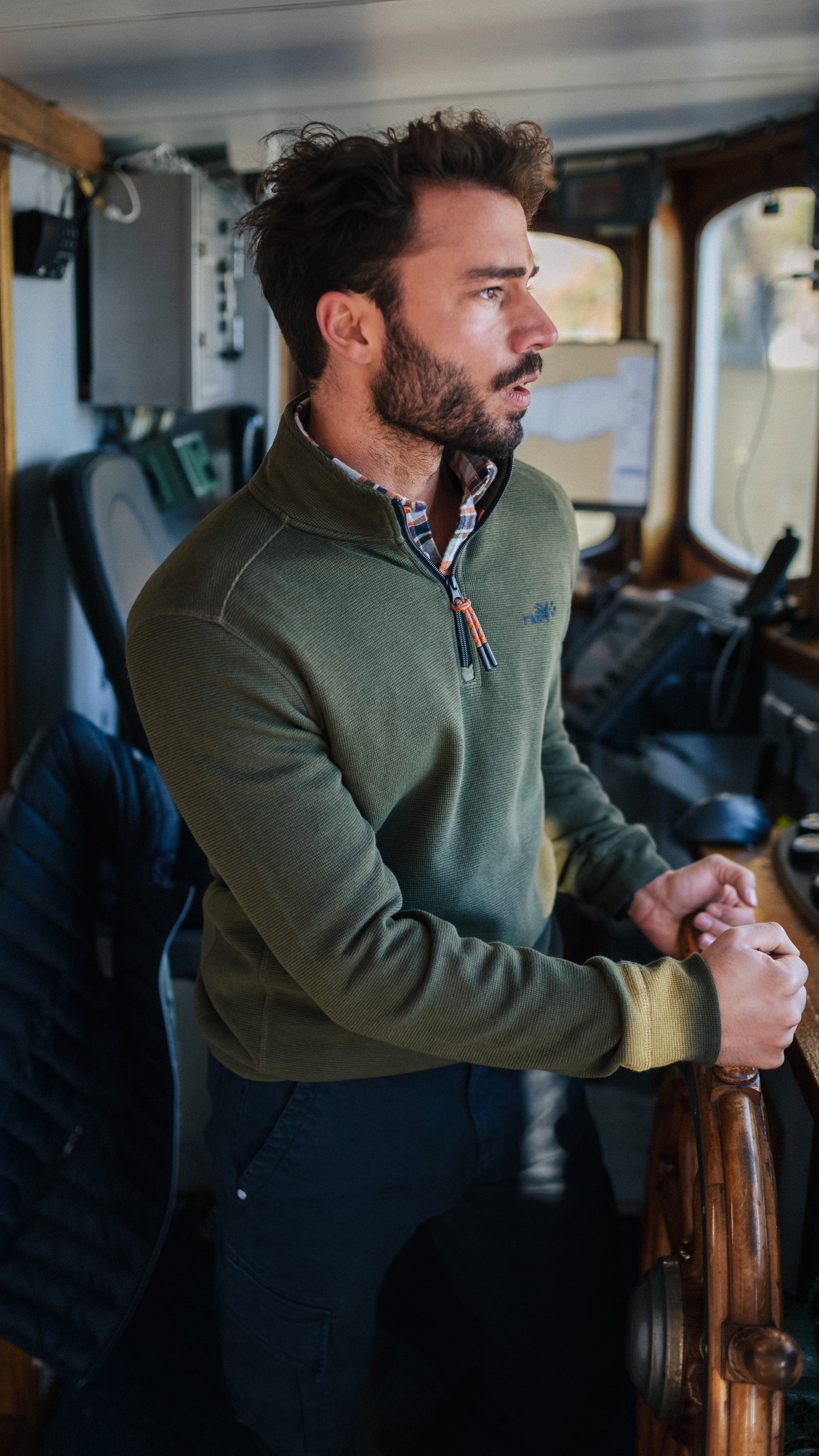 Donkergroene sweater met halve rits - Quartz Green Donkergroene sweater met halve rits - Quartz Green