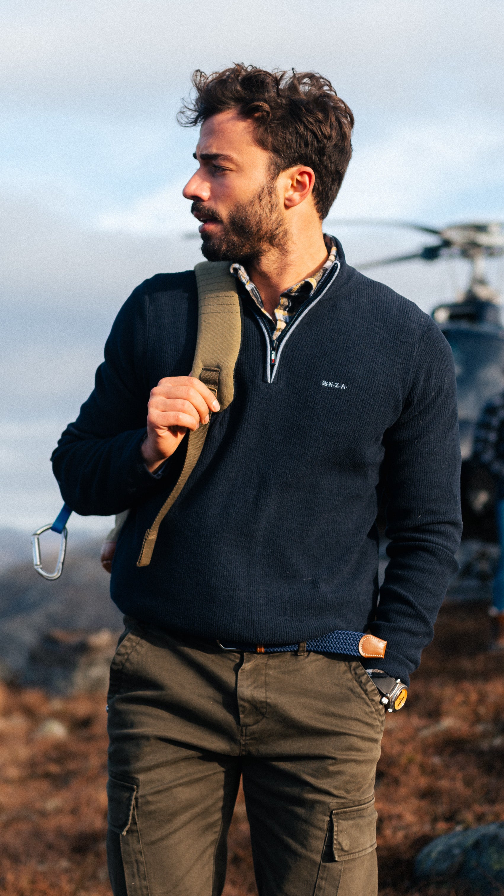 Dunkelblauer Chenille-Pullover mit halbem Reißverschluss - Winter Navy Dunkelblauer Chenille-Pullover mit halbem Reißverschluss - Winter Navy