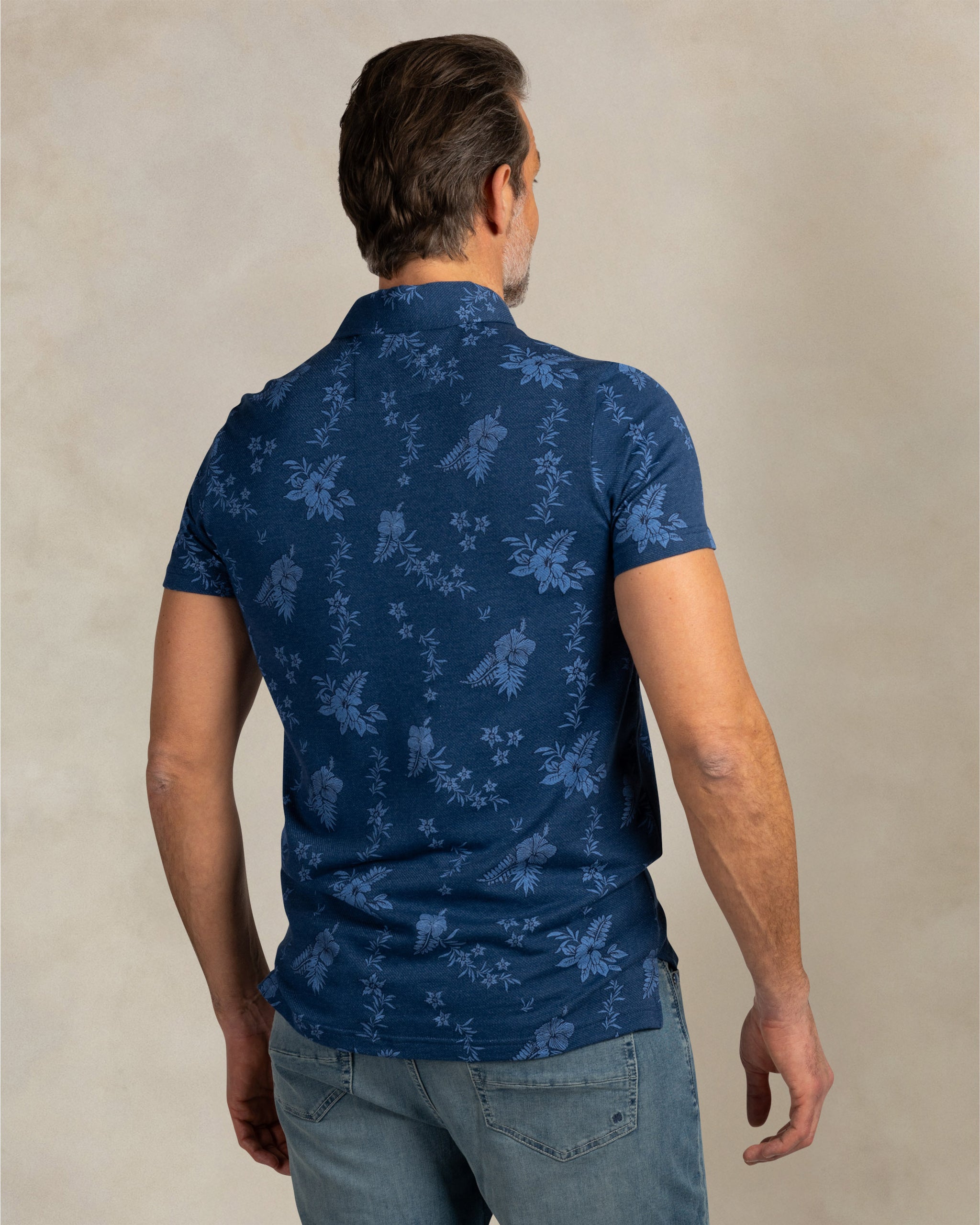 Blauwe katoenen polo Blauwe katoenen polo