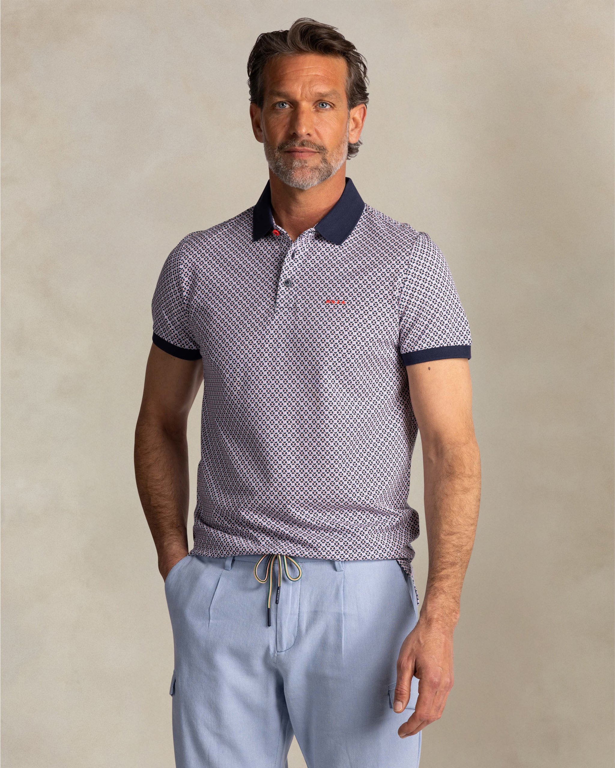 Navy polo met grafische print Navy polo met grafische print