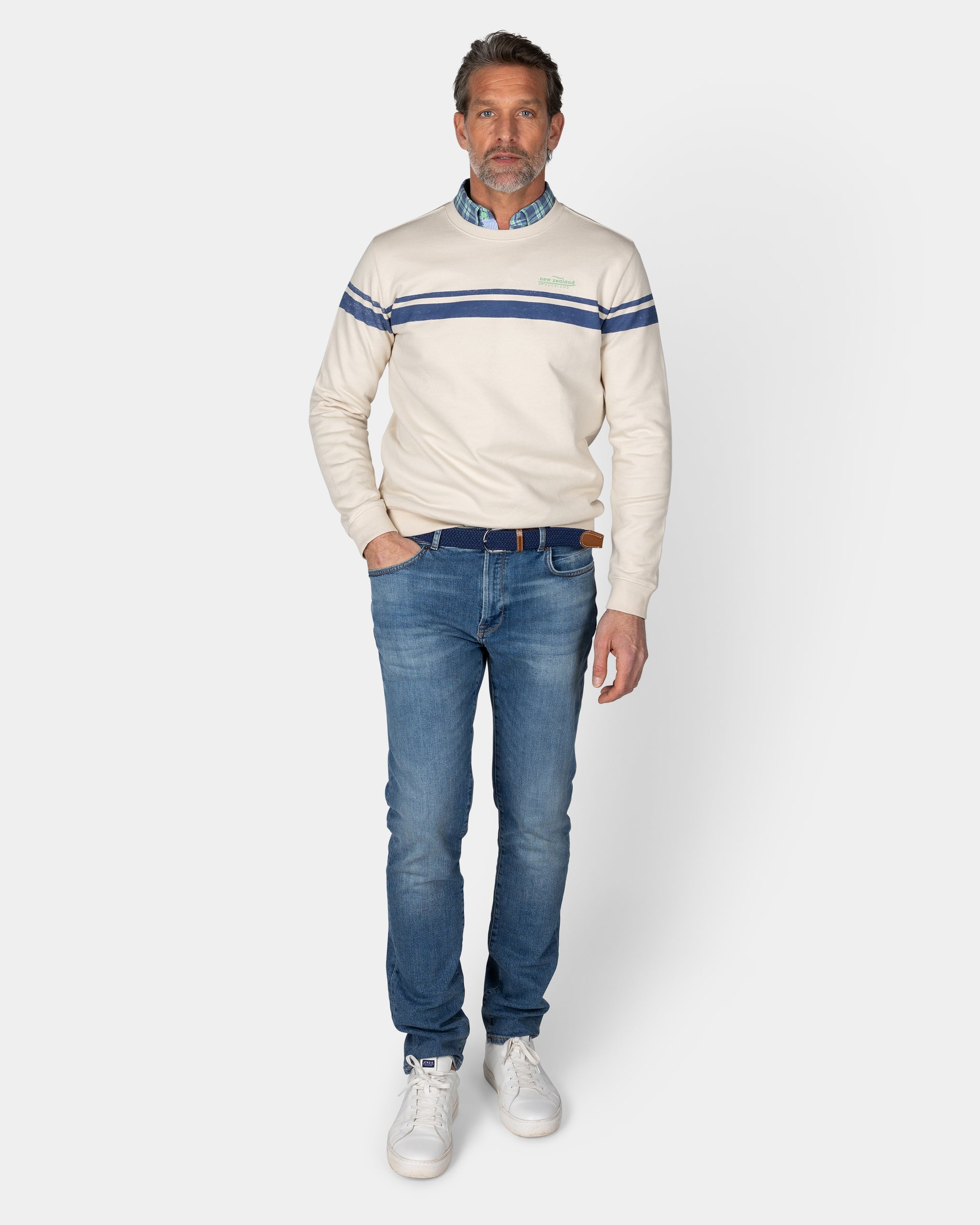 Pull blanc à rayures bleu clair Pull blanc à rayures bleu clair