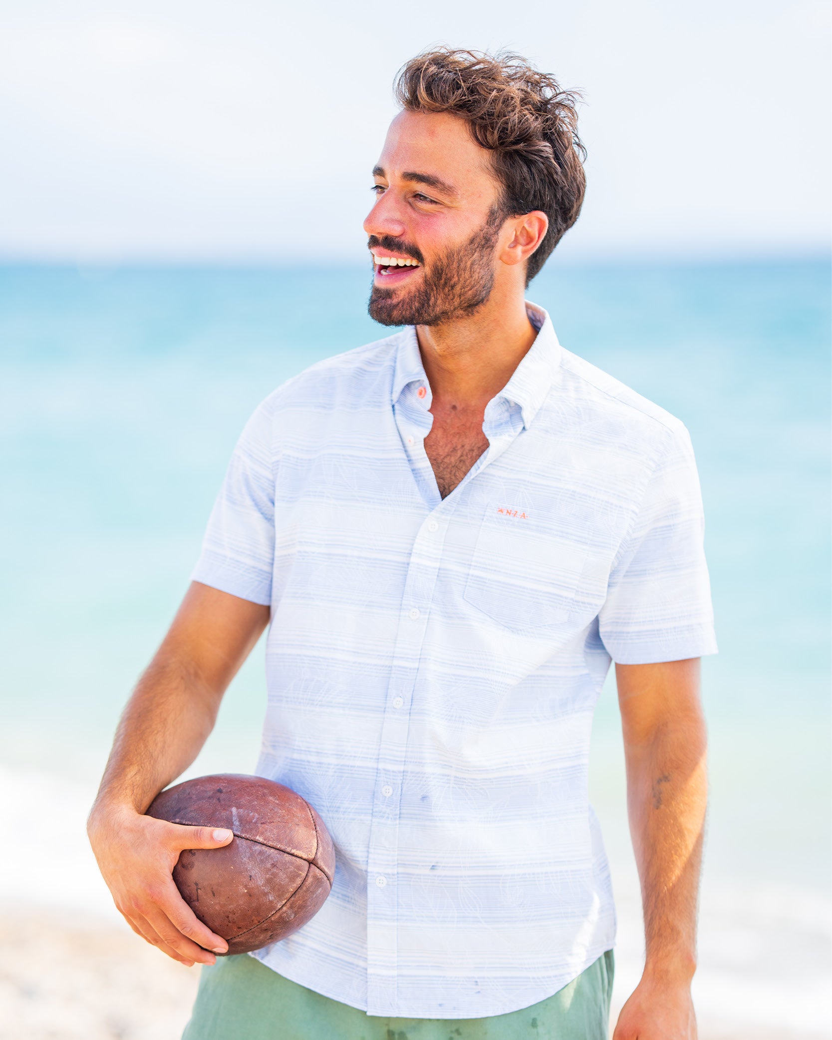 Hellblaues Leinenstreifenhemd Hellblaues Leinenstreifenhemd