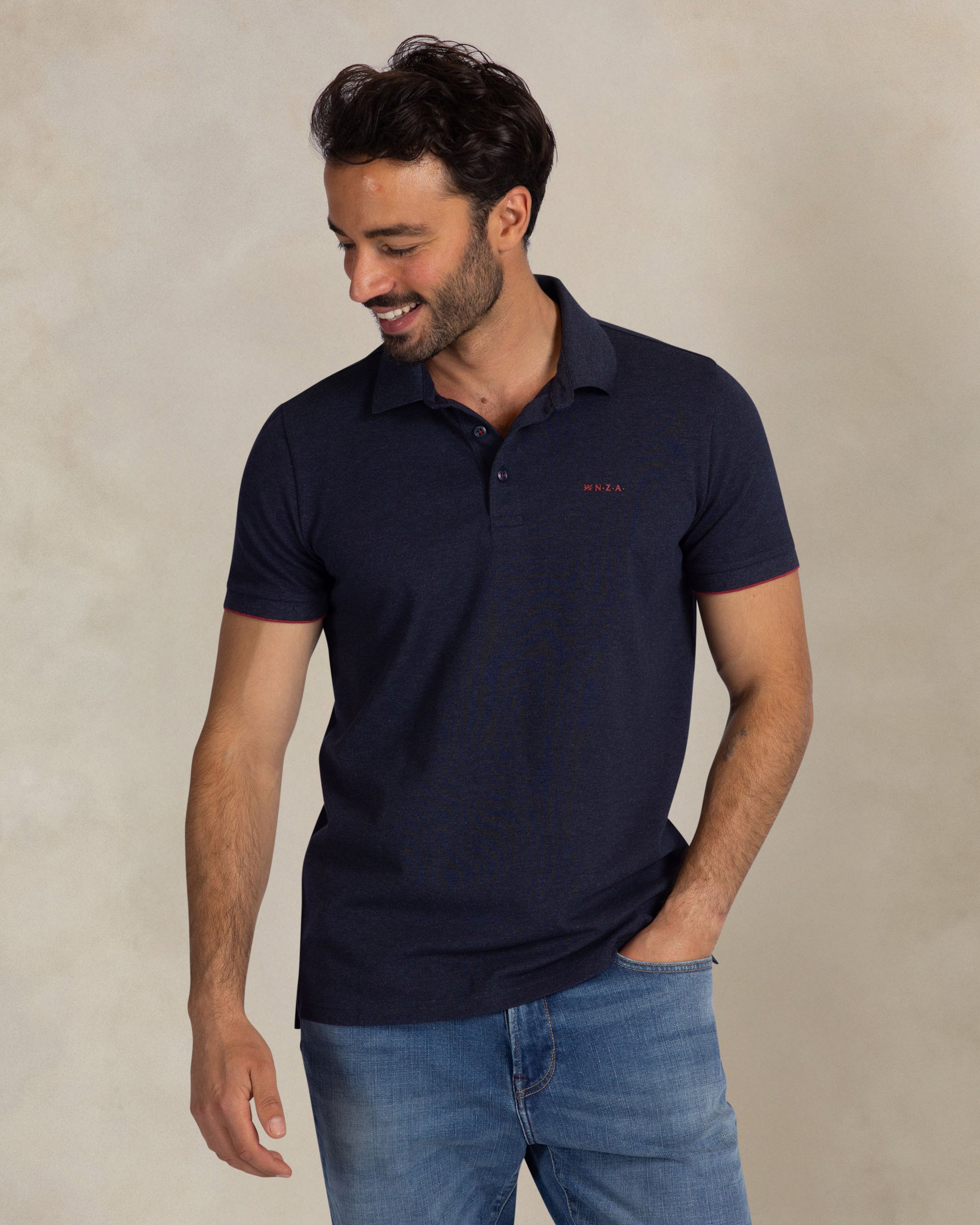 Polo azul de algodón elástico Polo azul de algodón elástico
