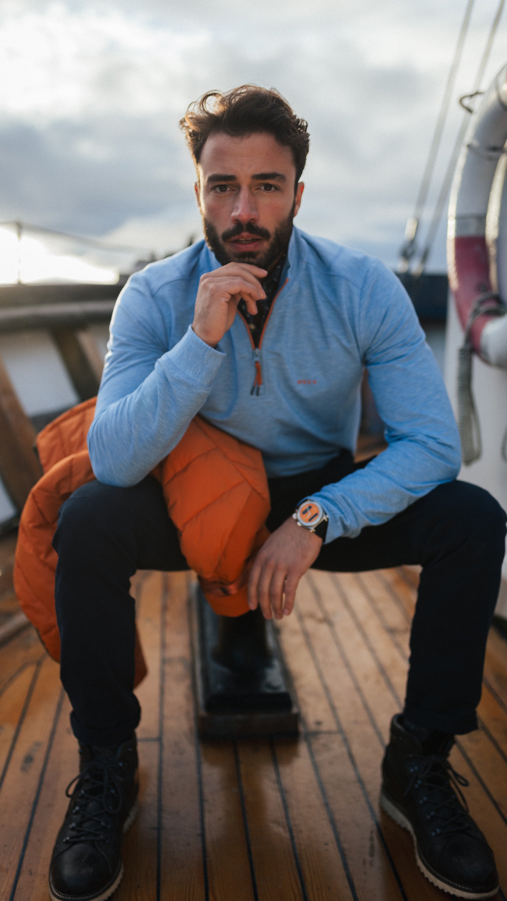 Lichtblauwe sweater met halve rits - Frozen Blue Lichtblauwe sweater met halve rits - Frozen Blue