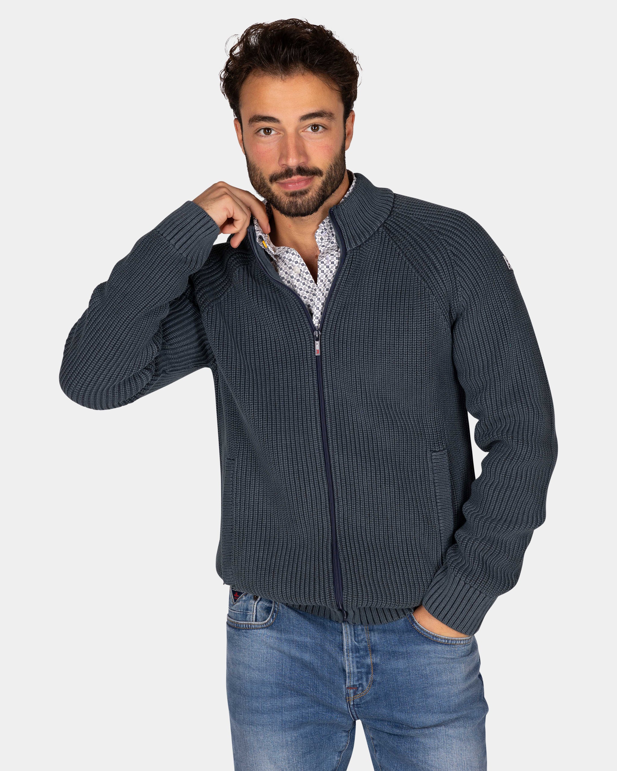 Cardigan en maille épaisse bleu foncé - Tin Blue Cardigan en maille épaisse bleu foncé - Tin Blue