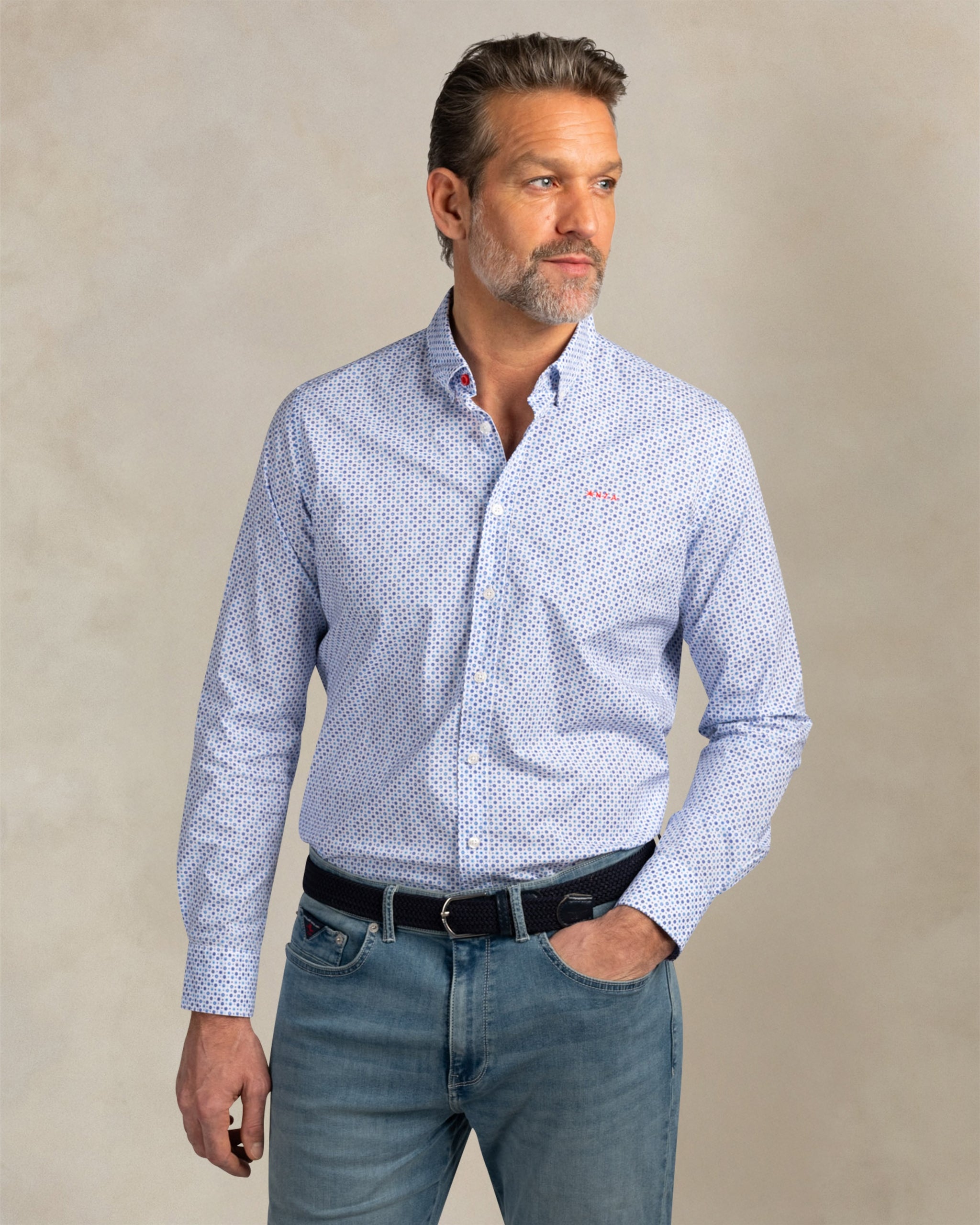 Blauw katoenen stretch overhemd Blauw katoenen stretch overhemd