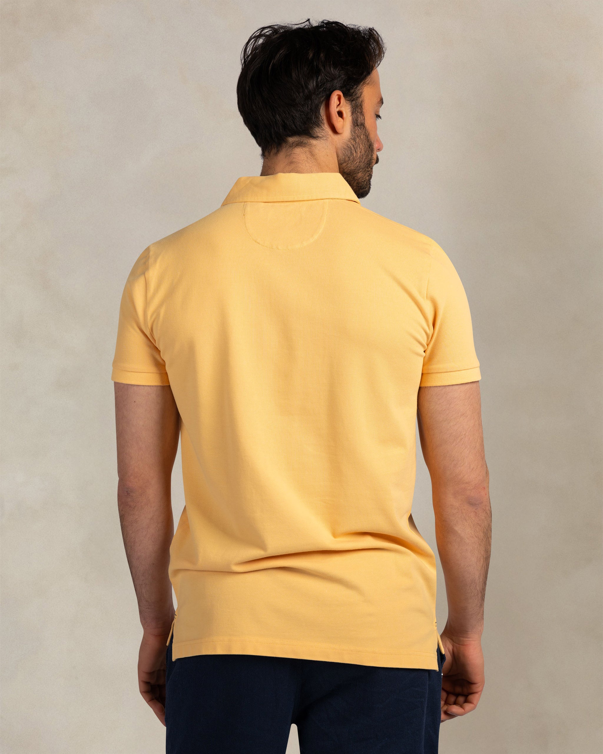 Polo amarillo de algodón elástico Polo amarillo de algodón elástico
