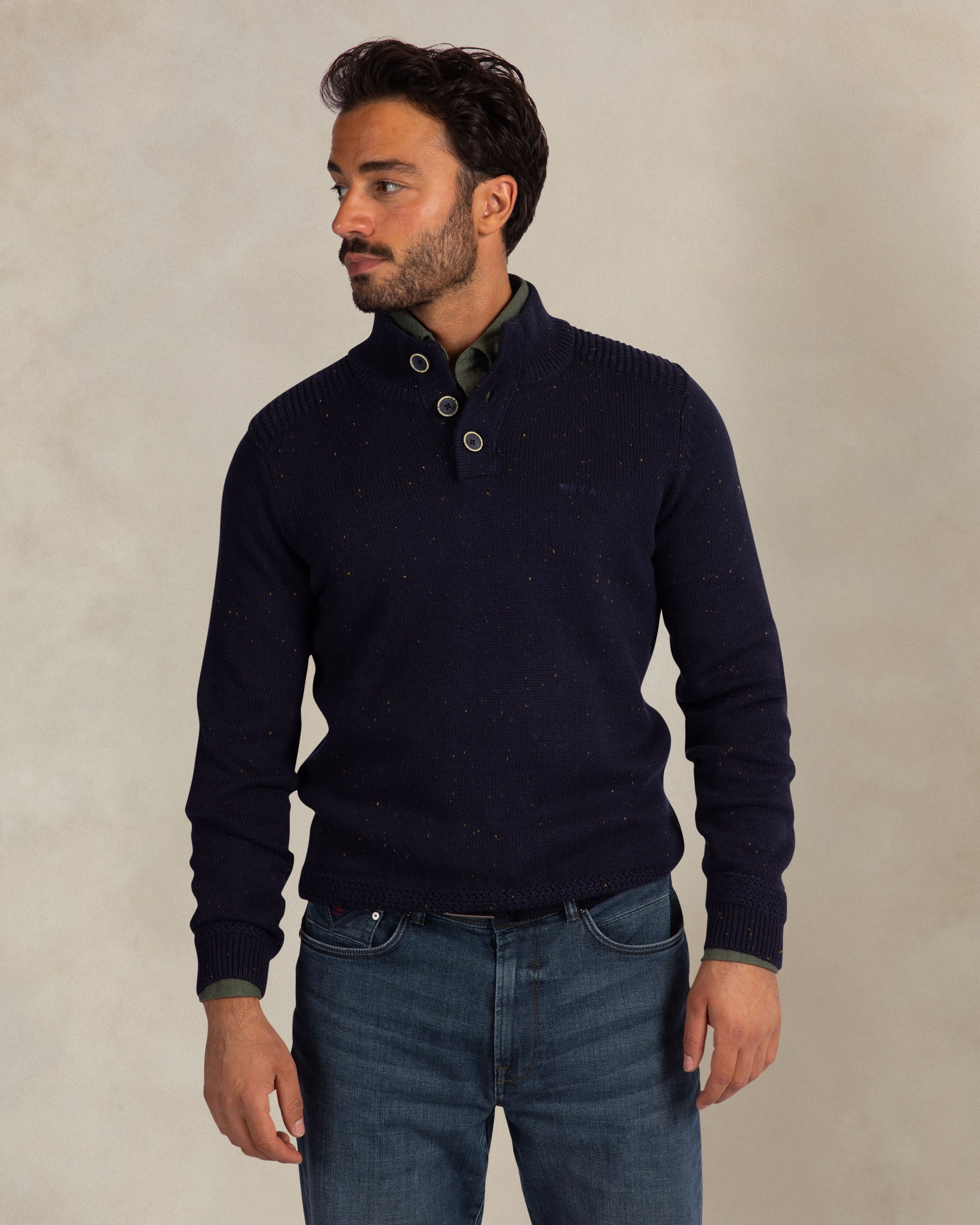 Donkerblauw gemêleerde trui Donkerblauw gemêleerde trui