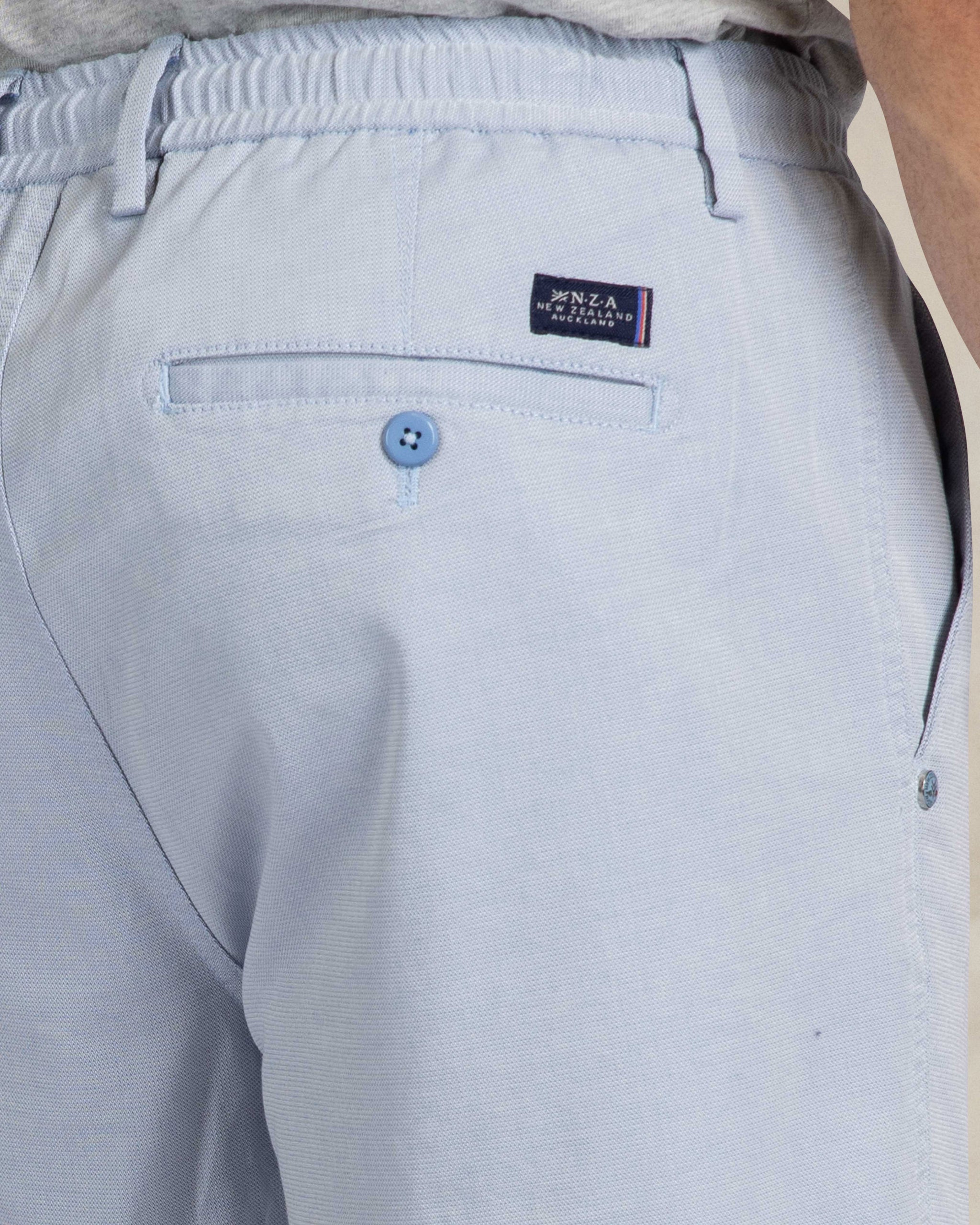 Lichtblauwe stretch chino shorts Lichtblauwe stretch chino shorts