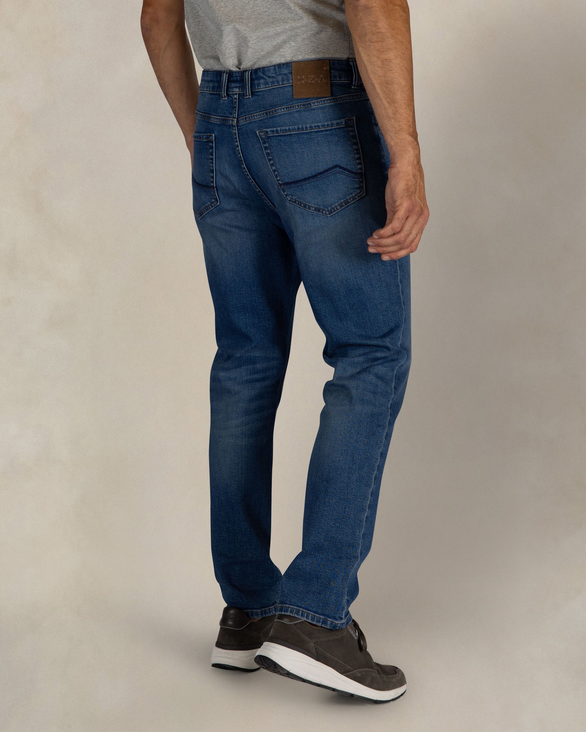 Jeans de corte medio con cinco bolsillos Auckland stretch Jeans de corte medio con cinco bolsillos Auckland stretch