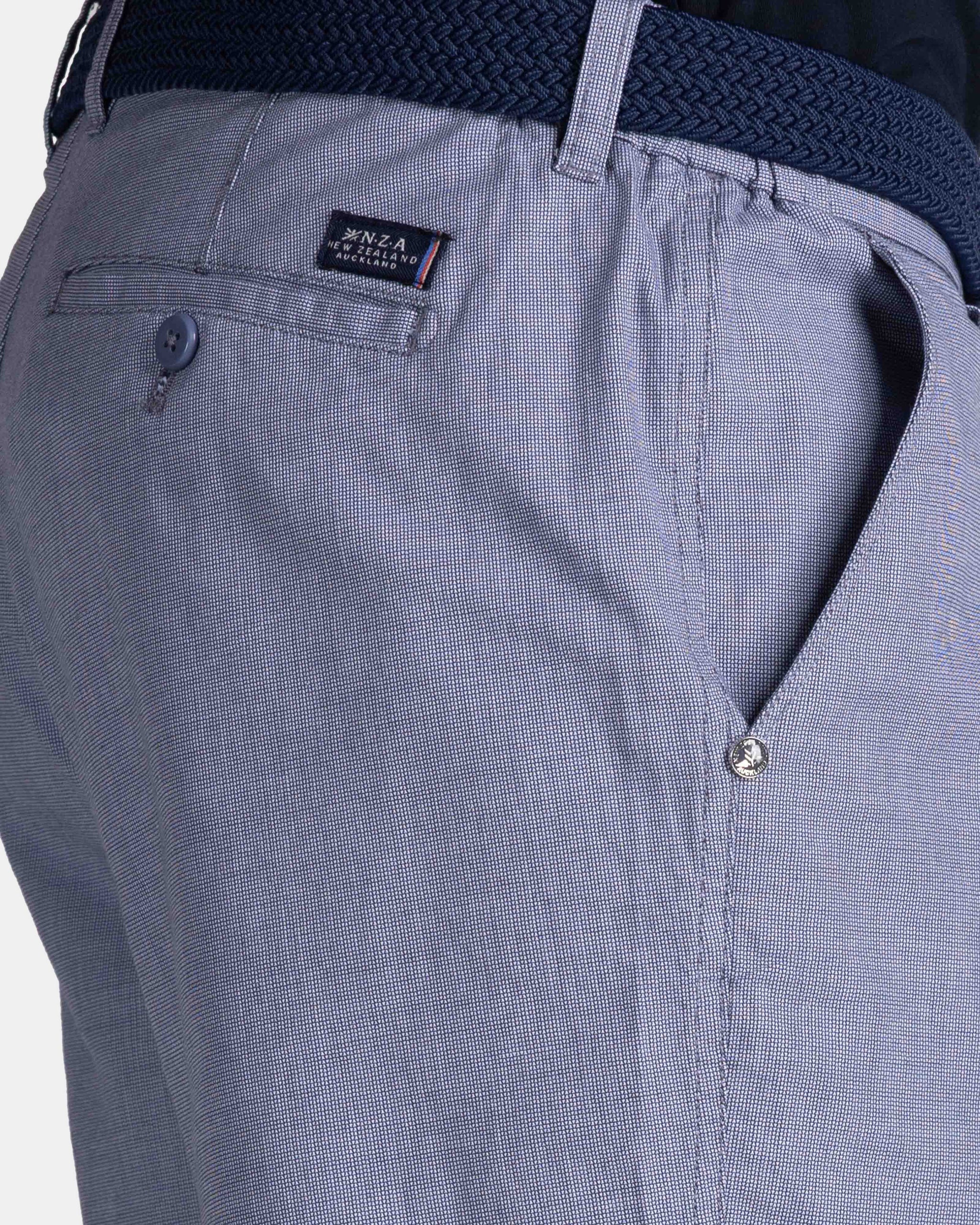 Hellblaue stretch-shorts aus baumwolle Hellblaue stretch-shorts aus baumwolle