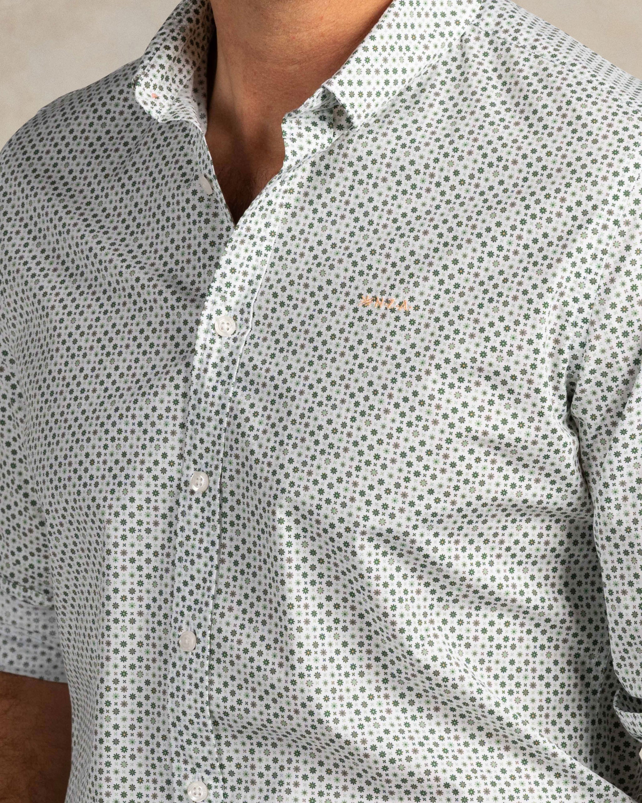 Groene katoenen stretch overhemd Groene katoenen stretch overhemd