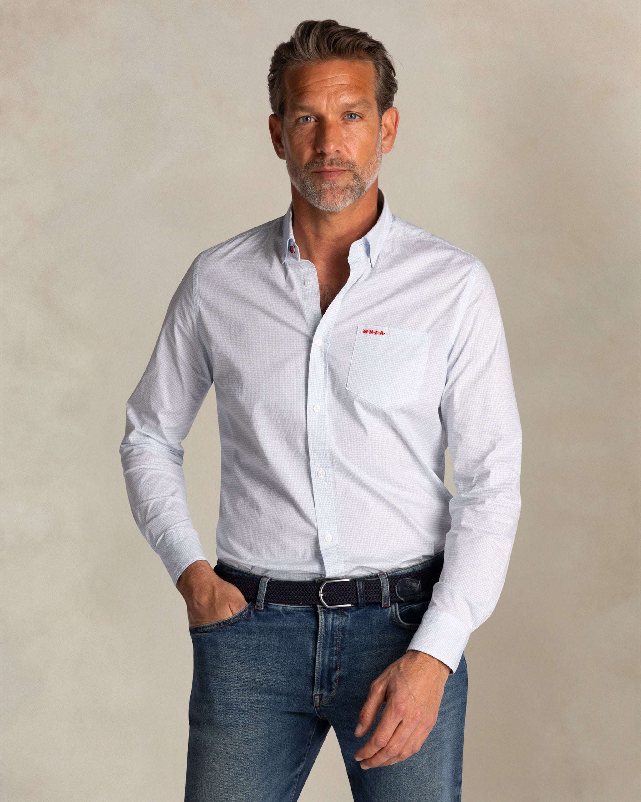 Blaues Baumwoll-Stretchhemd Blaues Baumwoll-Stretchhemd