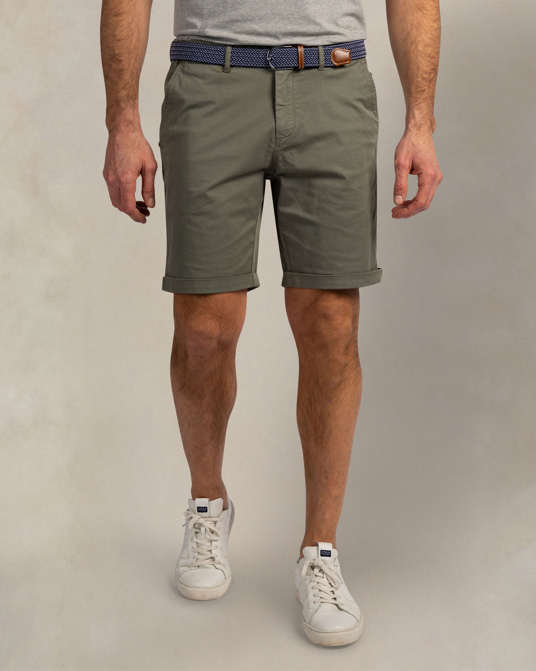 Donkergroene stretch katoenen chino shorts Donkergroene stretch katoenen chino shorts
