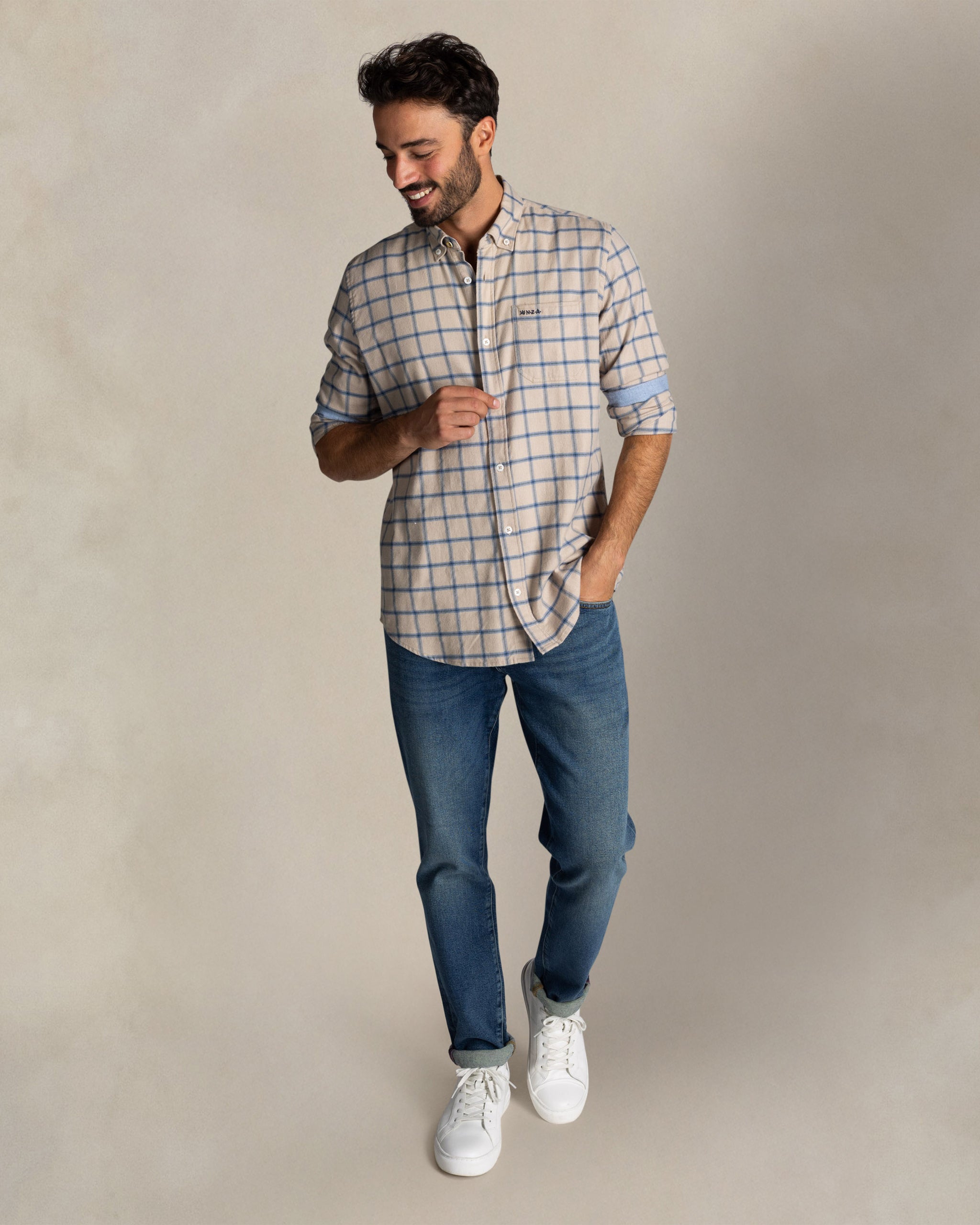 Ecru stretchhemd aus Baumwolle Ecru stretchhemd aus Baumwolle