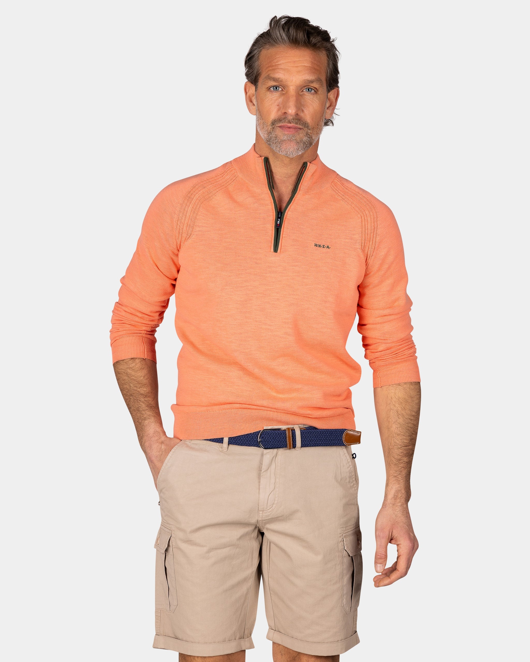 Lichtoranje katoenen trui met halve rits Lichtoranje katoenen trui met halve rits