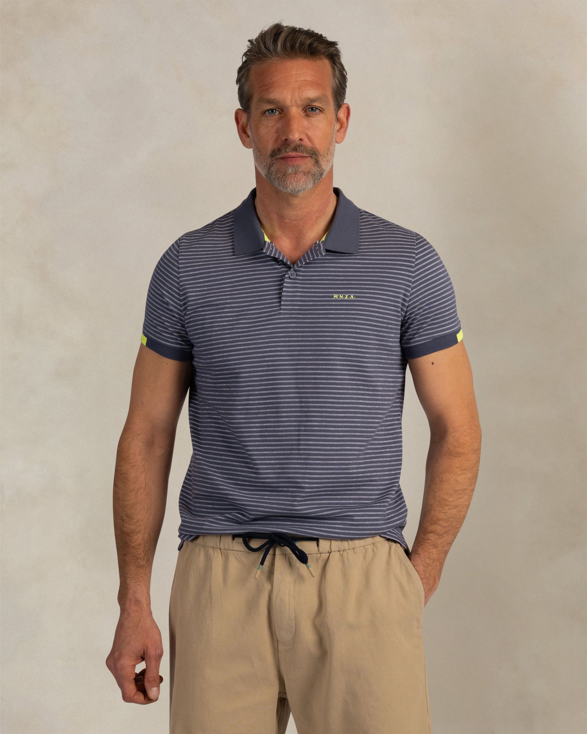 Polo bleu marine 100% coton imprimé Polo bleu marine 100% coton imprimé