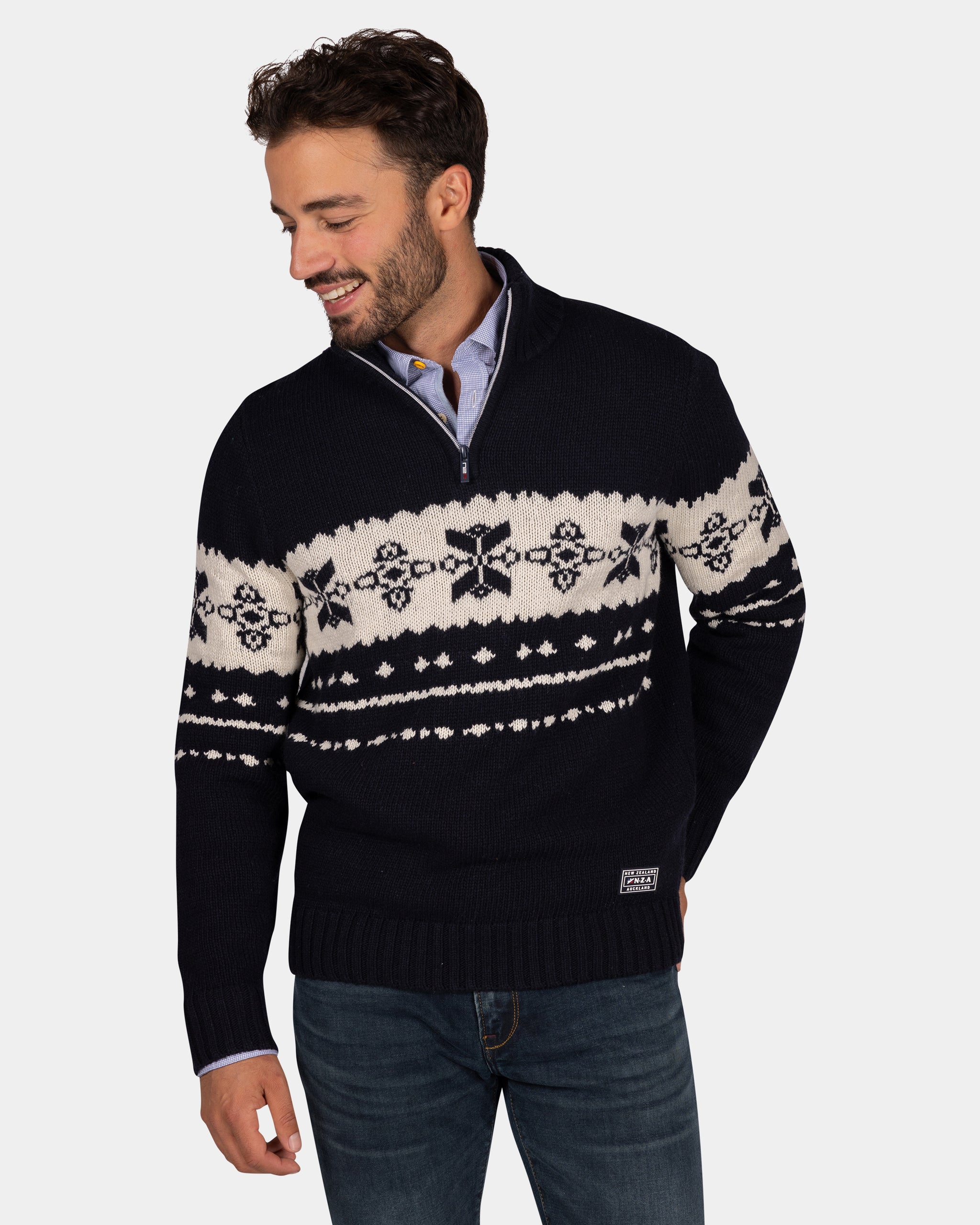 Dunkelblauer Pullover mit Ecru Muster - Winter Navy Dunkelblauer Pullover mit Ecru Muster - Winter Navy
