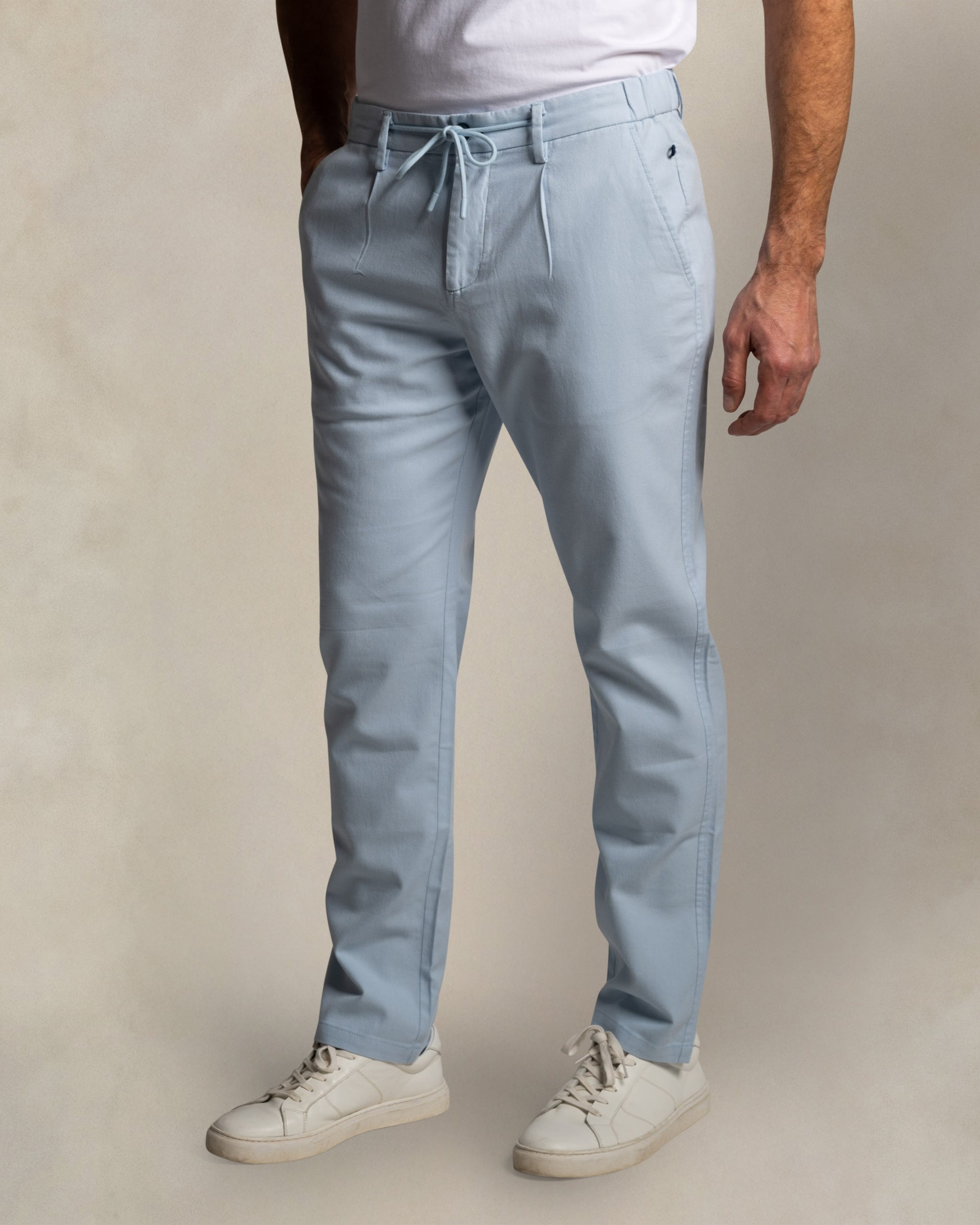 Napier lichtblauw stuctuur stretch chino Napier lichtblauw stuctuur stretch chino