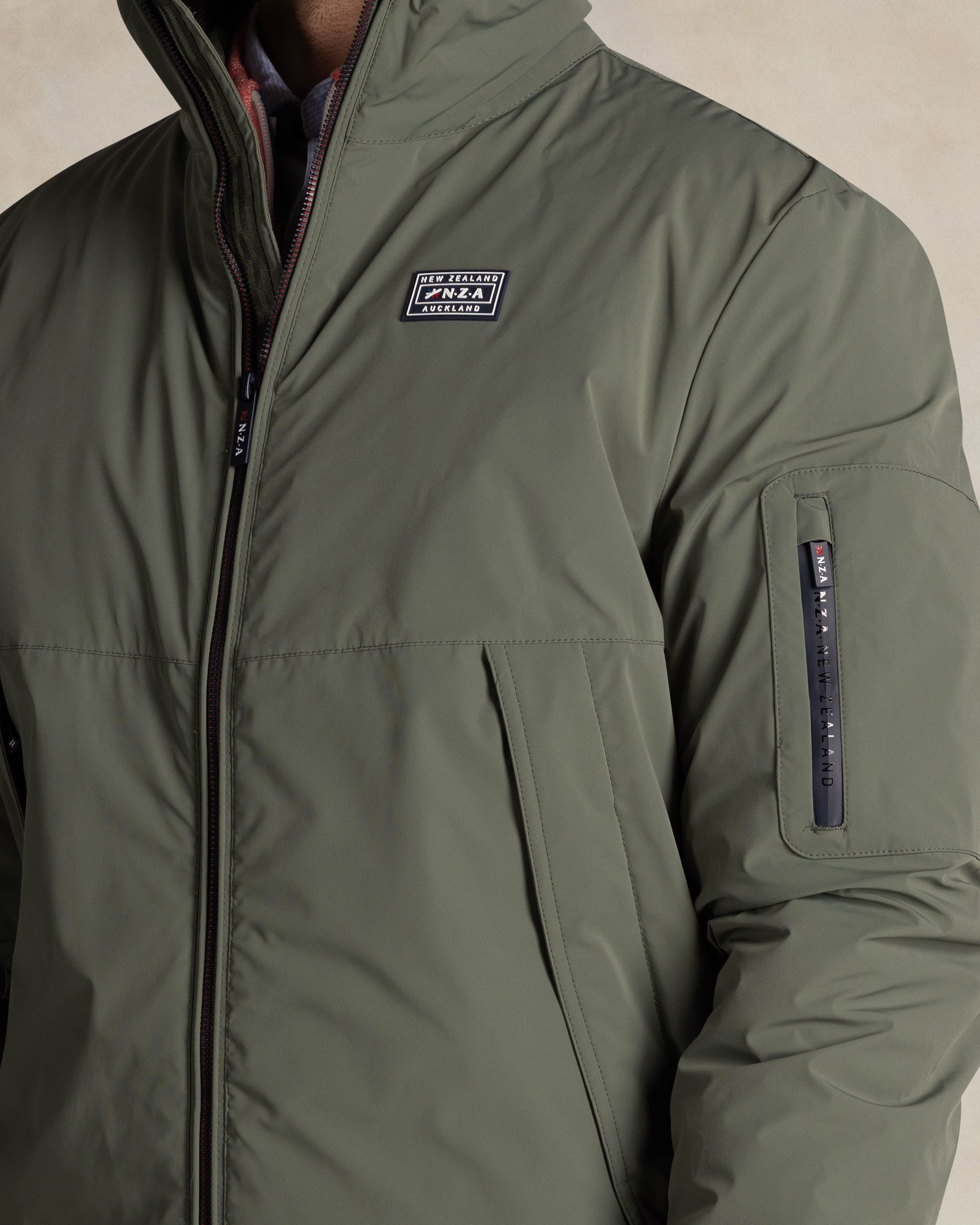 Green water-repellent jacket Green water-repellent jacket