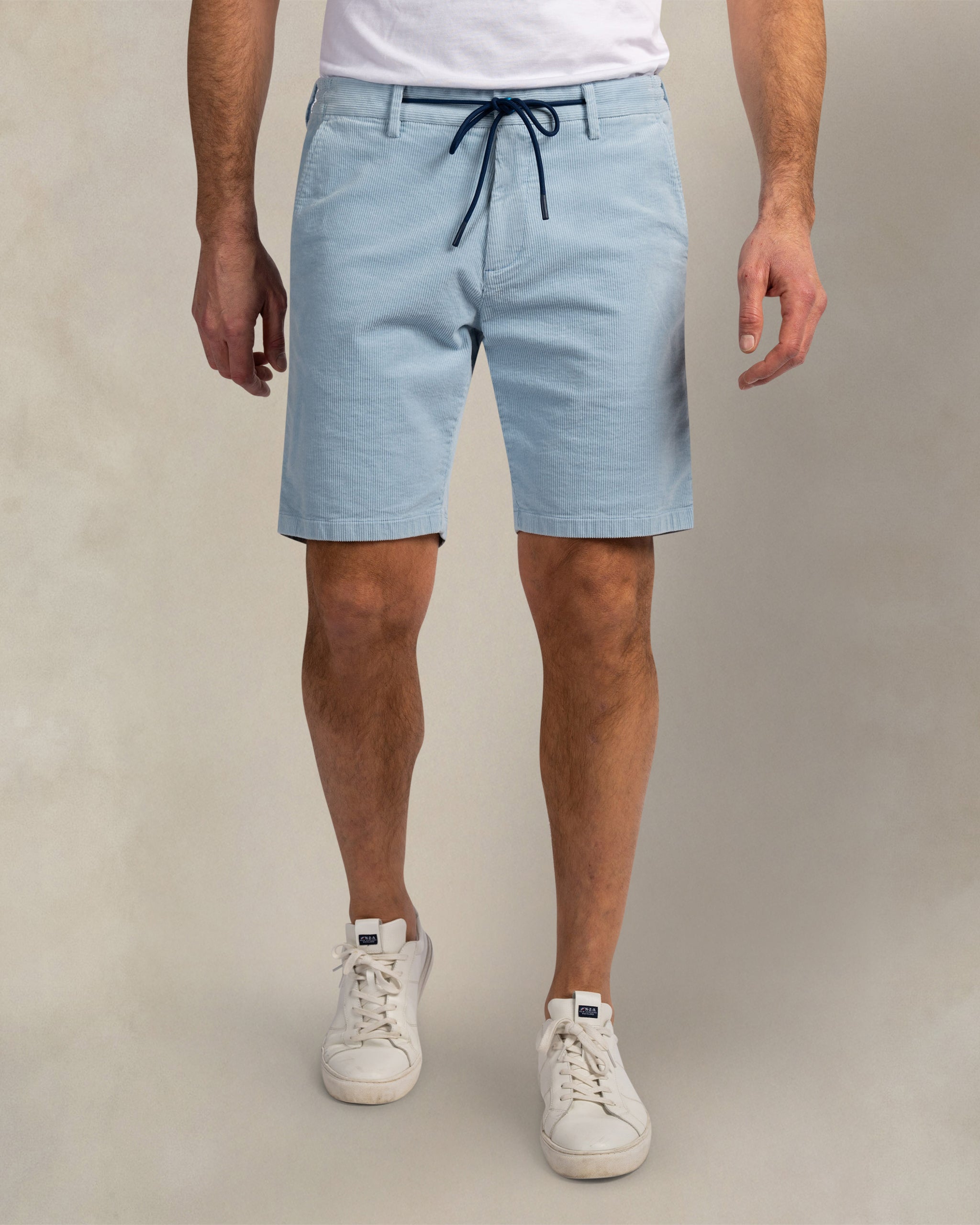 Pantalón corto azul elástico Pantalón corto azul elástico