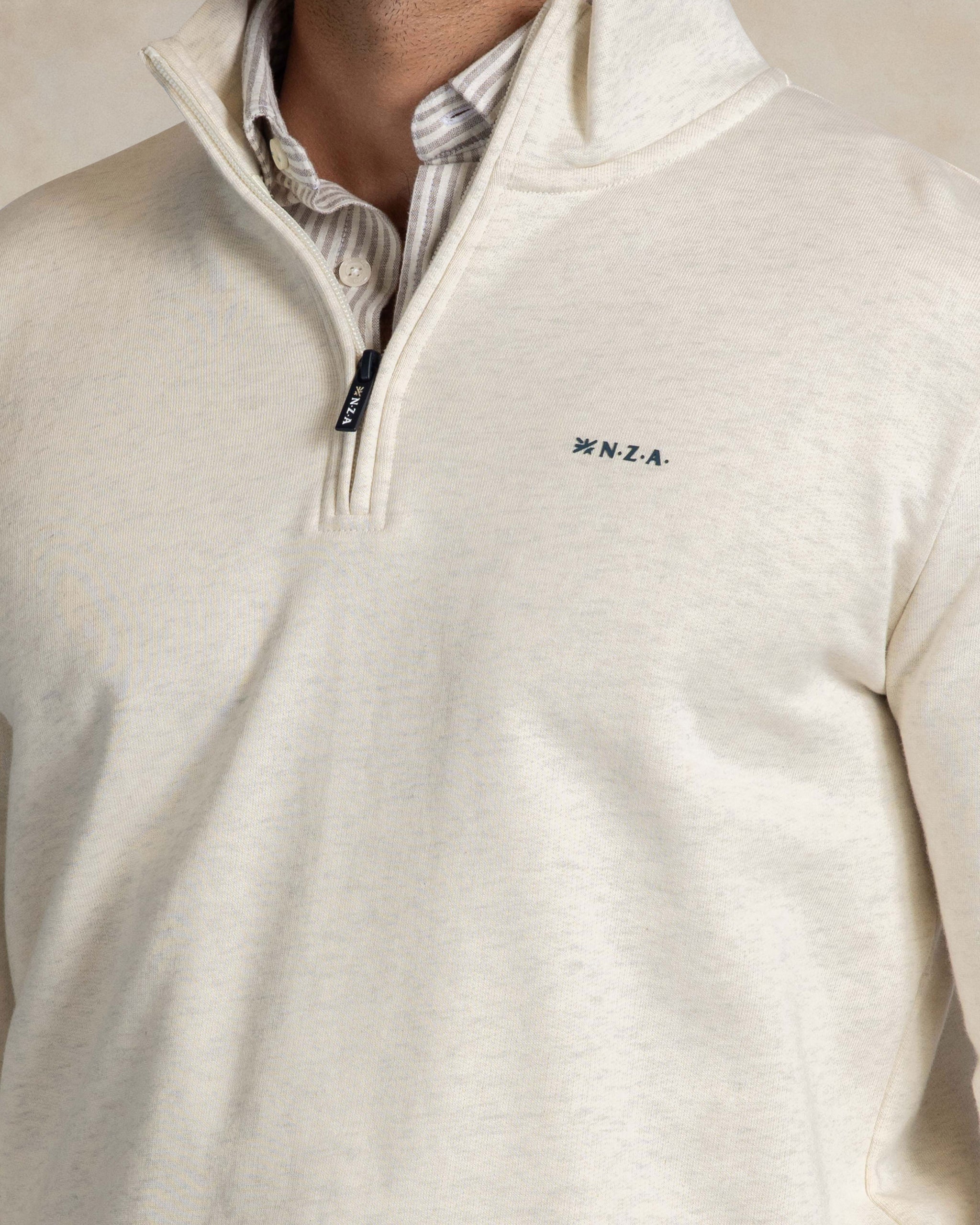 Pull zippé quart de coton écru Pull zippé quart de coton écru