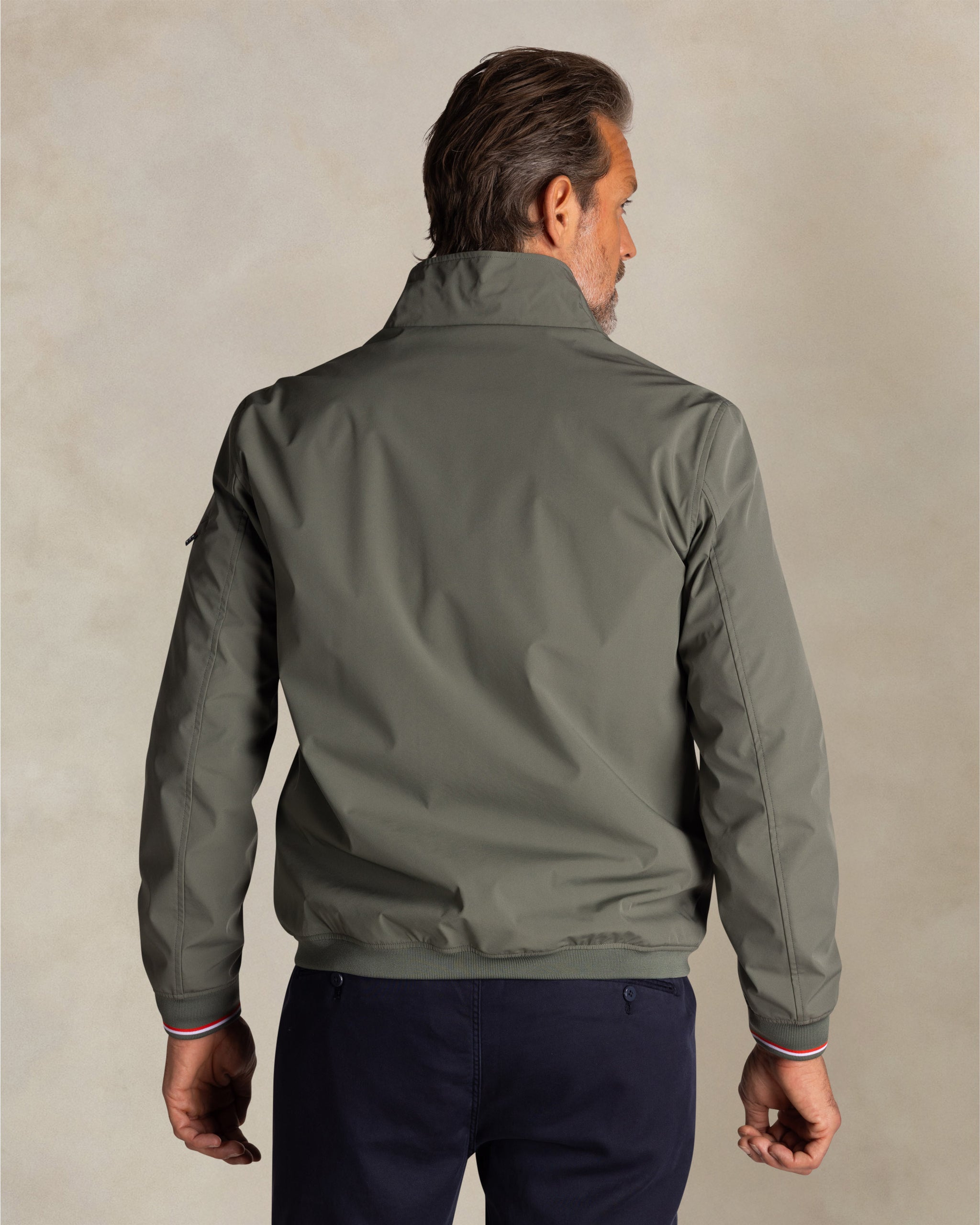 Groene sportieve softshell jas Groene sportieve softshell jas