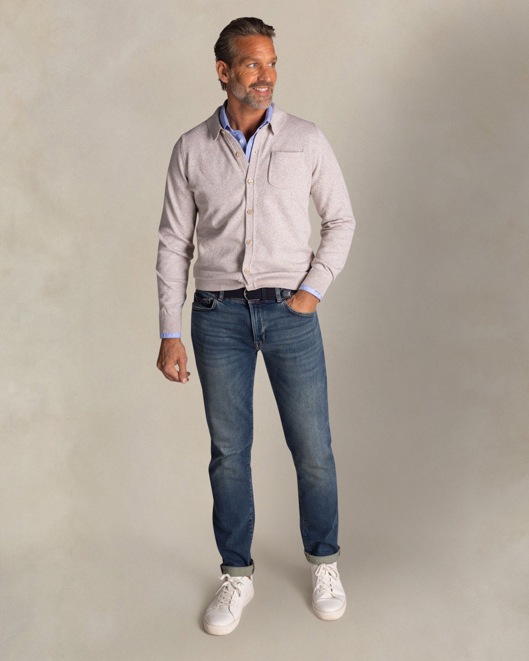 Ecru katoenen trui met knopen Ecru katoenen trui met knopen