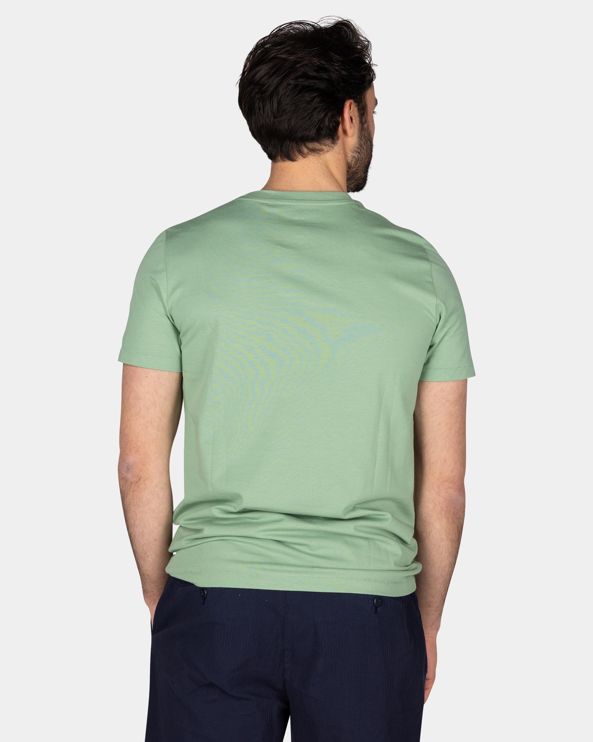 Dunkelgrünes T-Shirt aus Baumwolle Dunkelgrünes T-Shirt aus Baumwolle