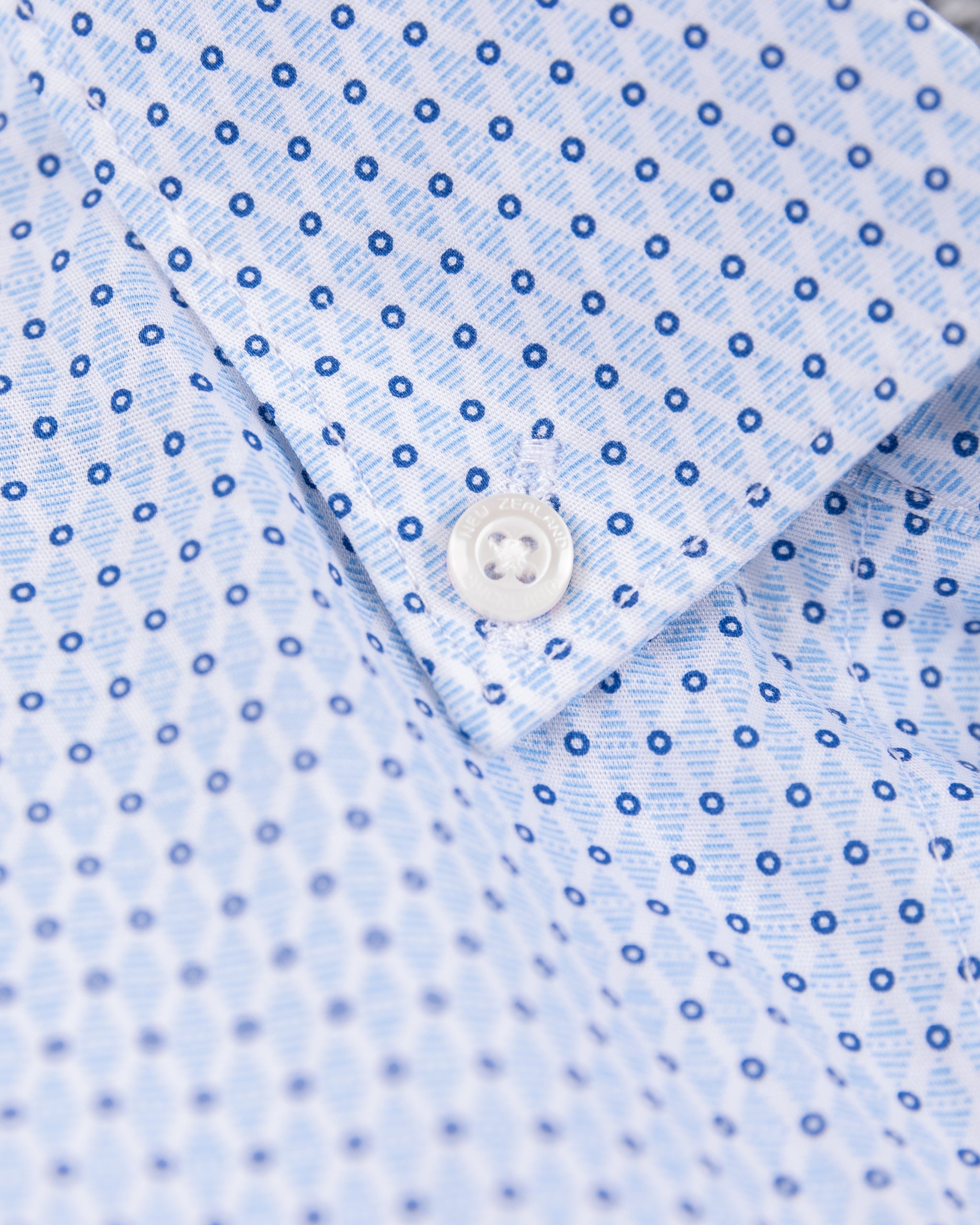 Camisa celeste topos - Marble Blue Camisa celeste topos - Marble Blue