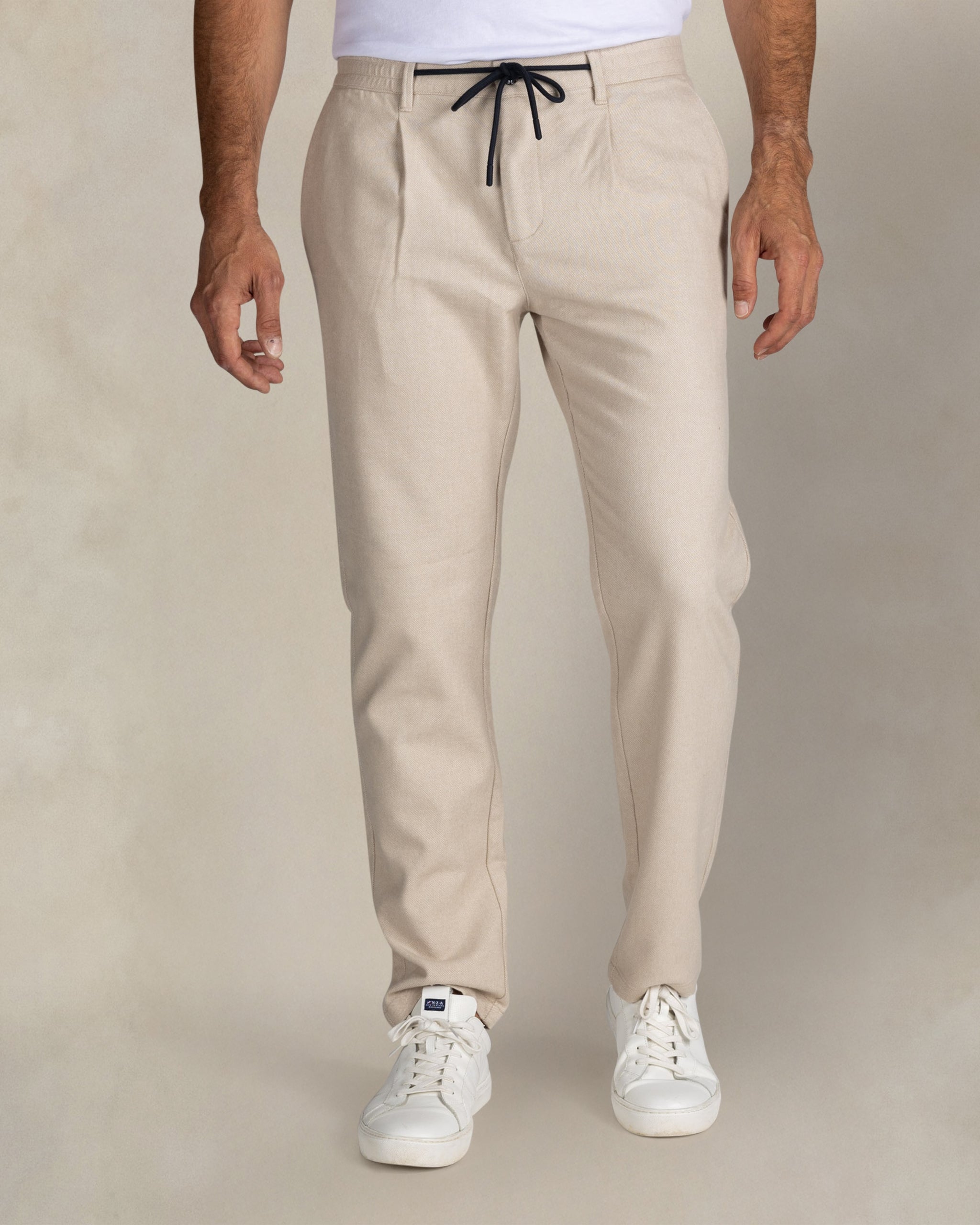 Pantalon en coton stretch écru Pantalon en coton stretch écru