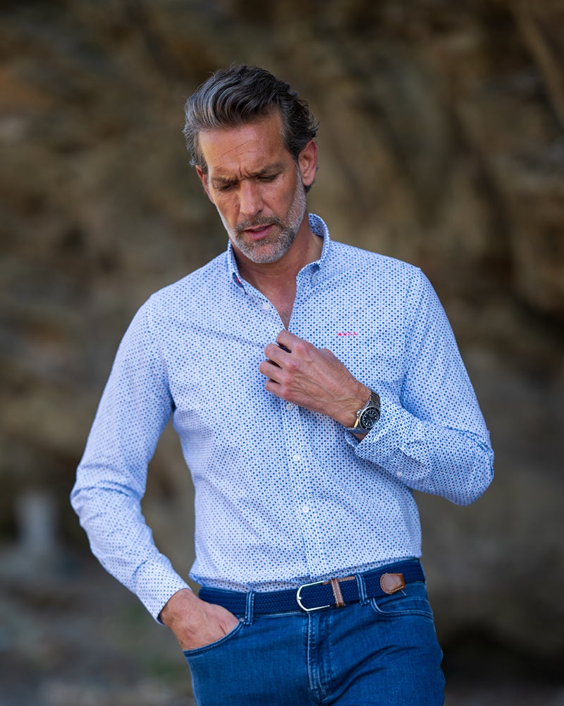 Blue cotton stretch shirt Blue cotton stretch shirt