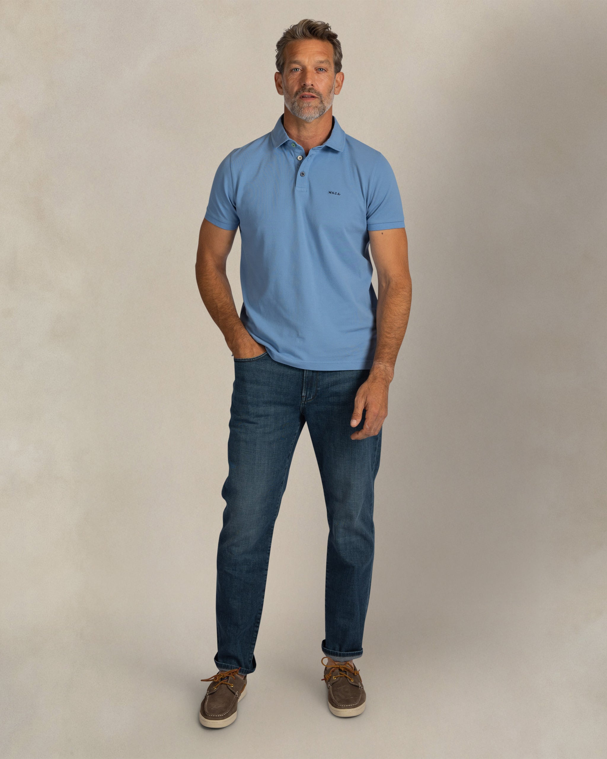 Lichtblauwe katoenen stretch polo Lichtblauwe katoenen stretch polo