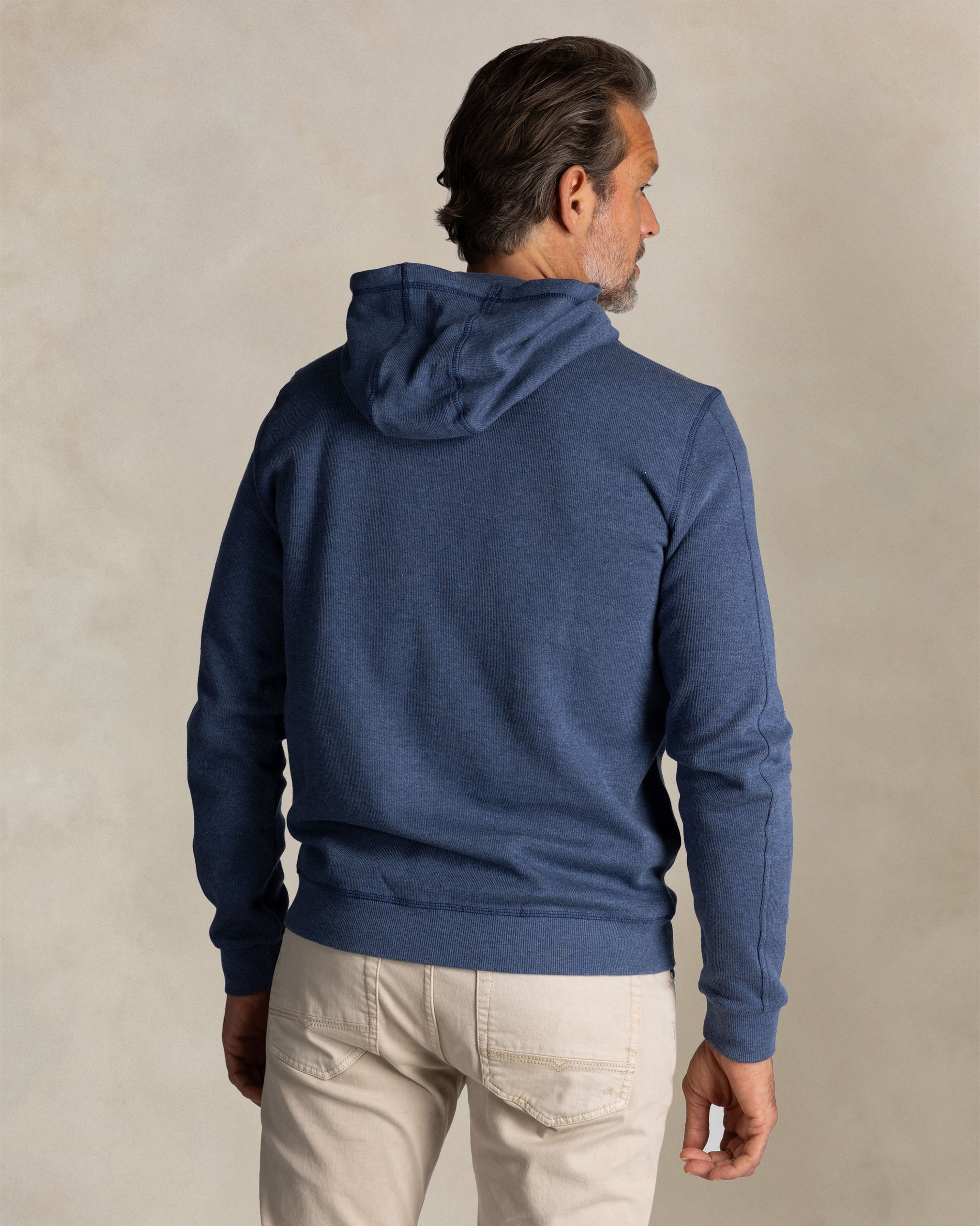 Dunkelblauer hoodie mit logo Dunkelblauer hoodie mit logo