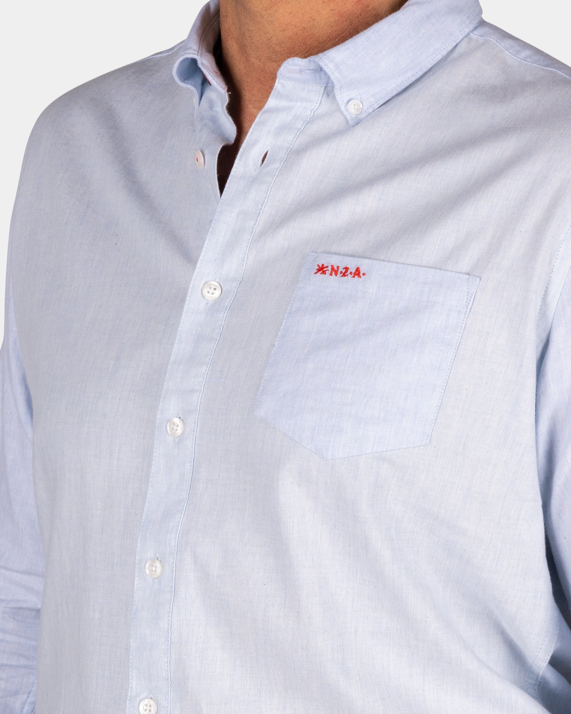 Chemise unie bleu pastel en coton Chemise unie bleu pastel en coton