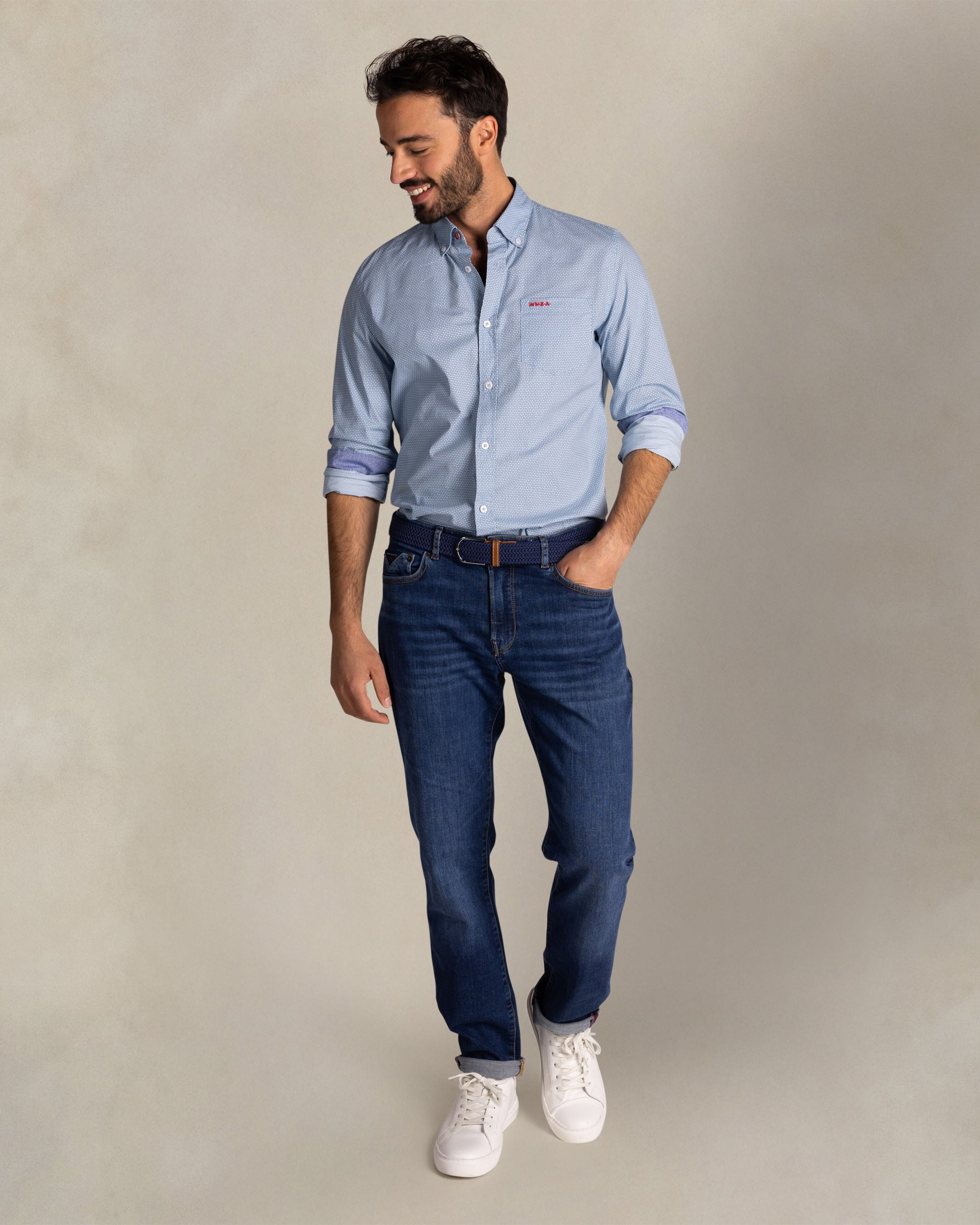 Blue cotton shirt stretch Blue cotton shirt stretch