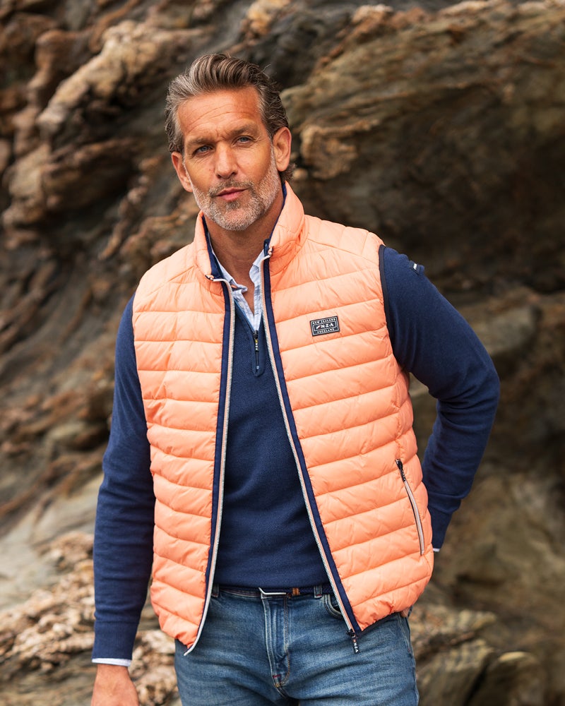 Oranje gewatteerde bodywarmer Oranje gewatteerde bodywarmer