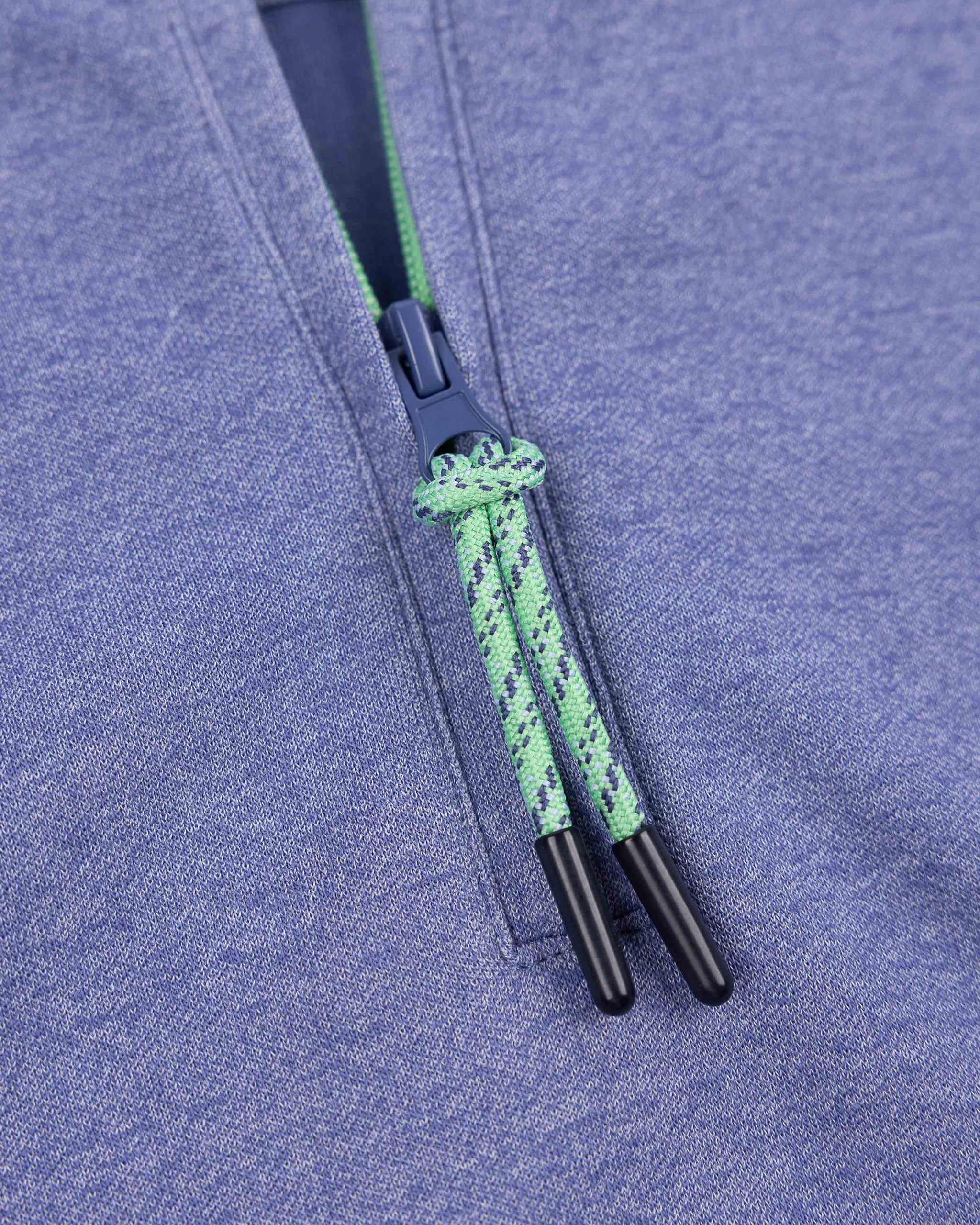 Suéter azul marino con cremallera media Suéter azul marino con cremallera media