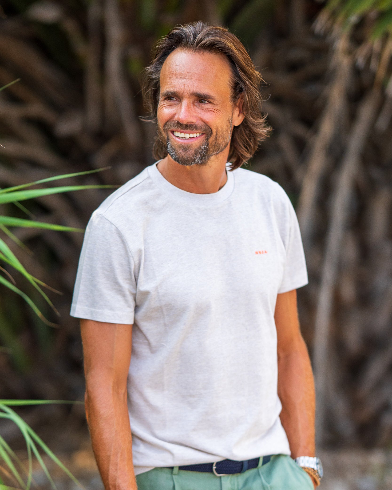 T-shirt en coton 100% écru T-shirt en coton 100% écru